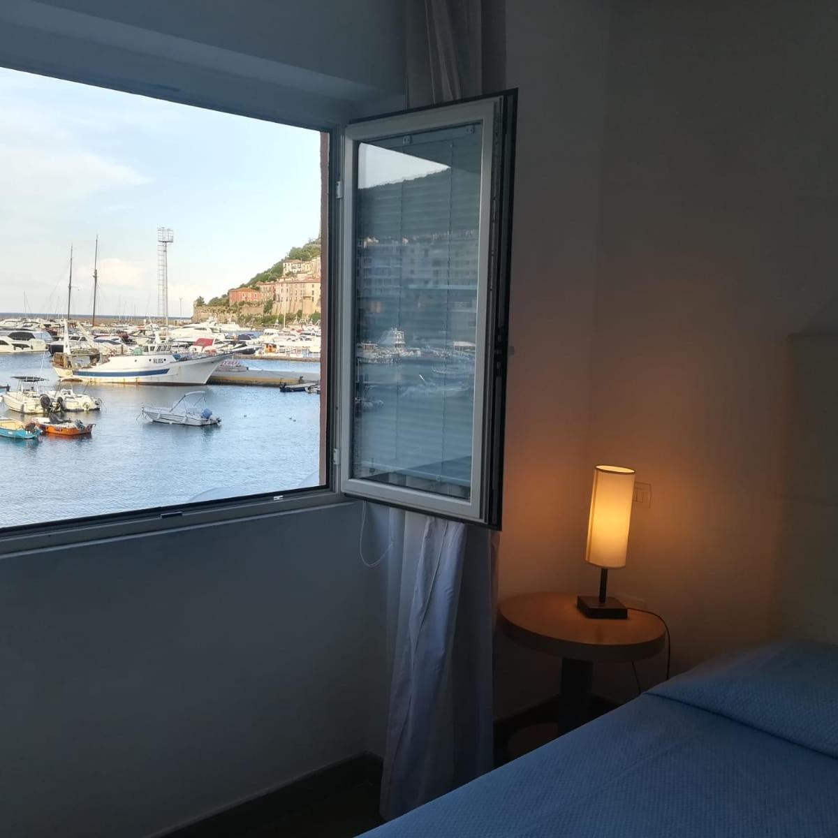 Double Room with Sea View photo 3