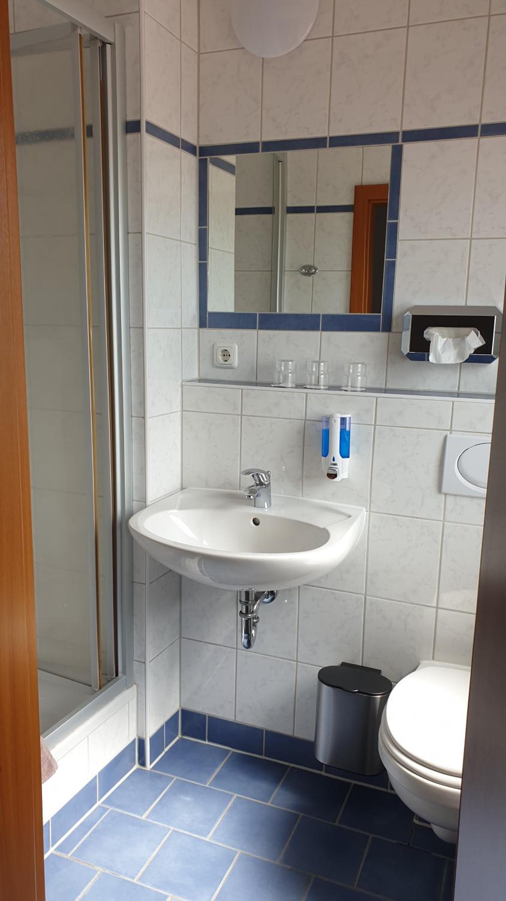 Family Room with Shower - Photo 2