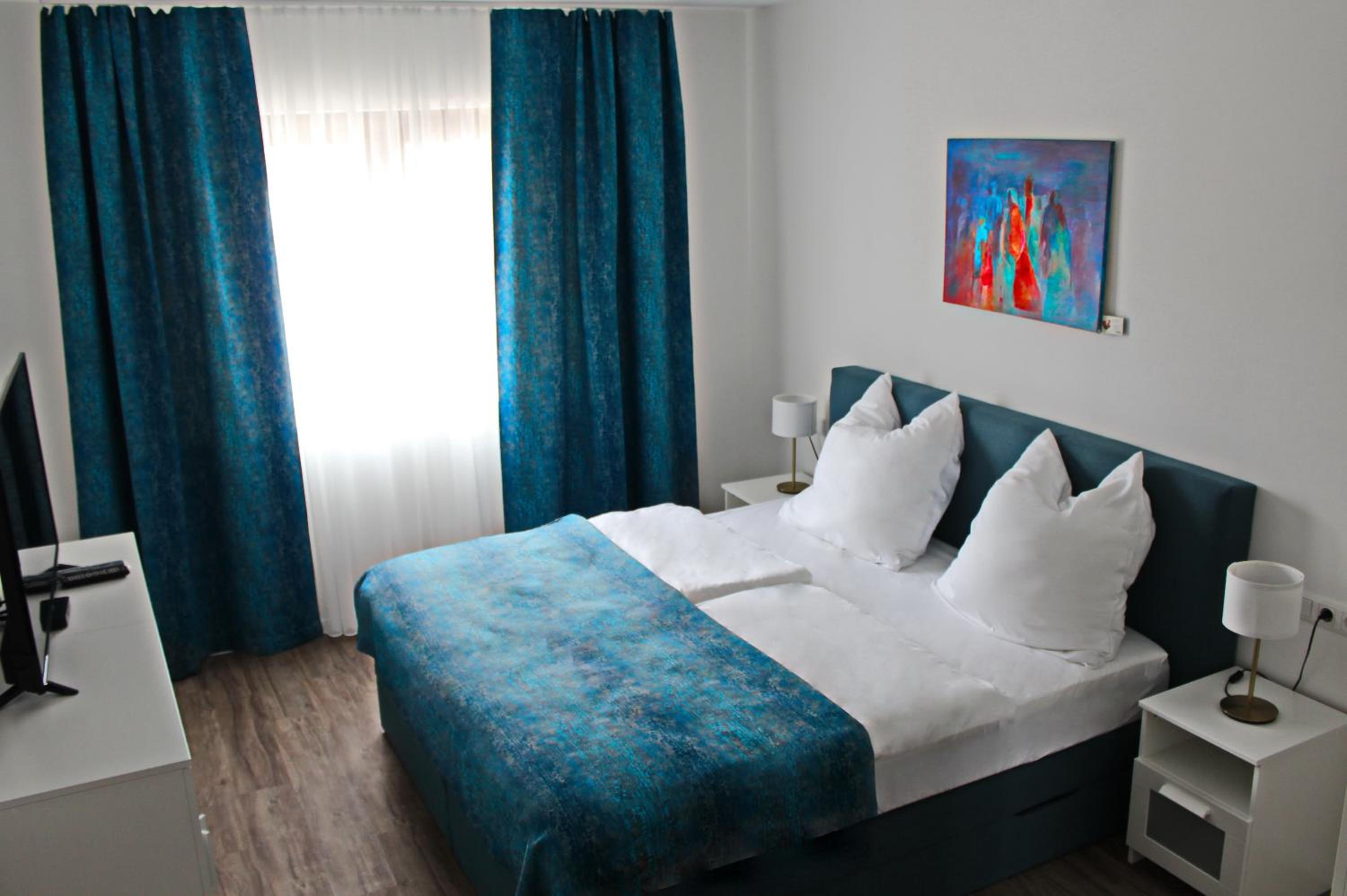 Deluxe Double or Twin Room photo 3