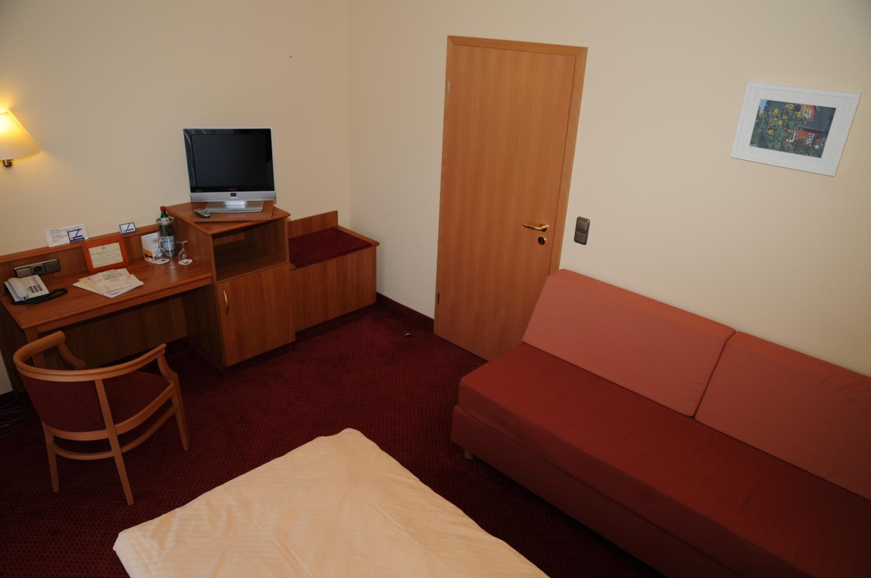 Apartment (4 Adults)