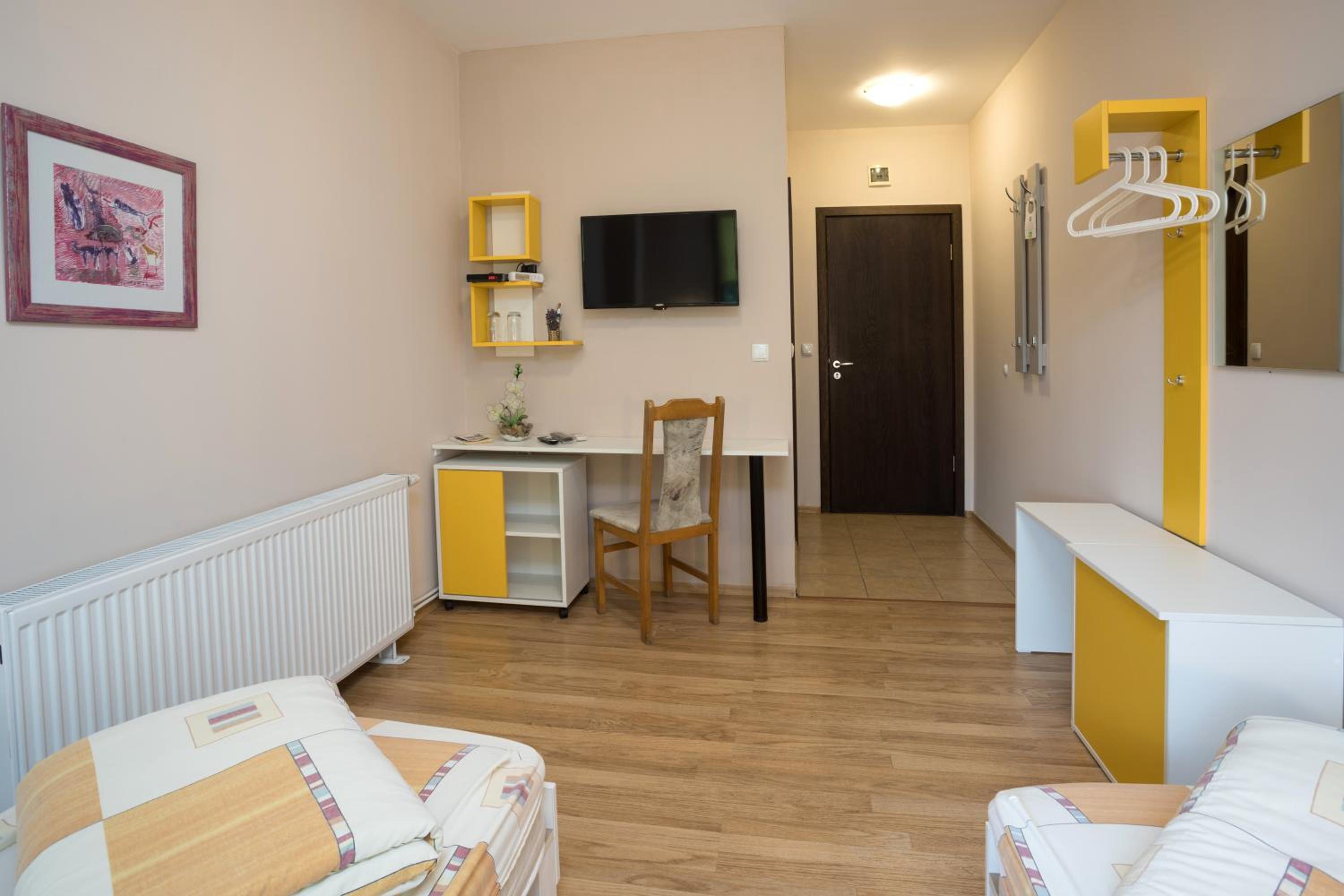 Double Room photo 3