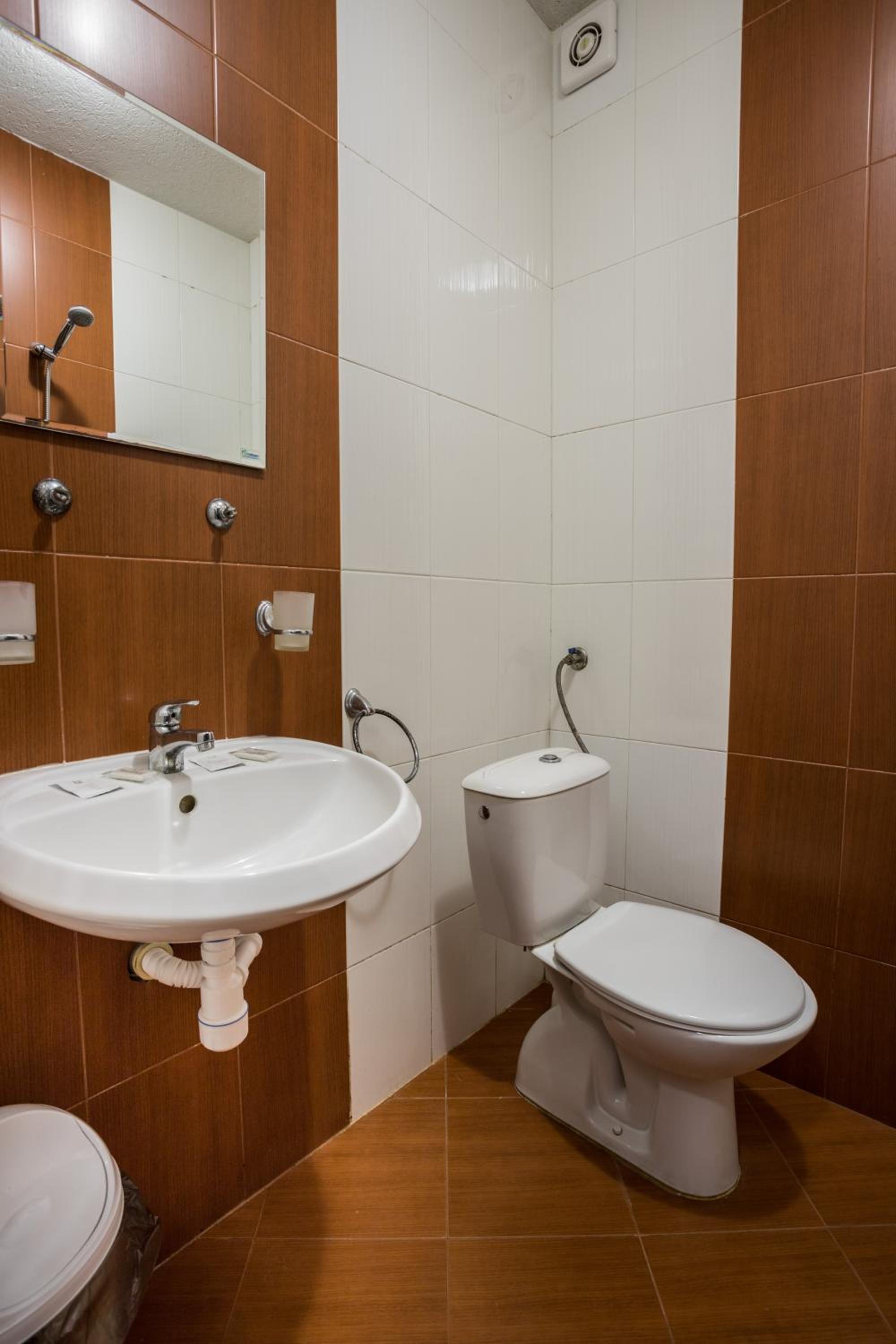 Single Room with Balcony photo 3