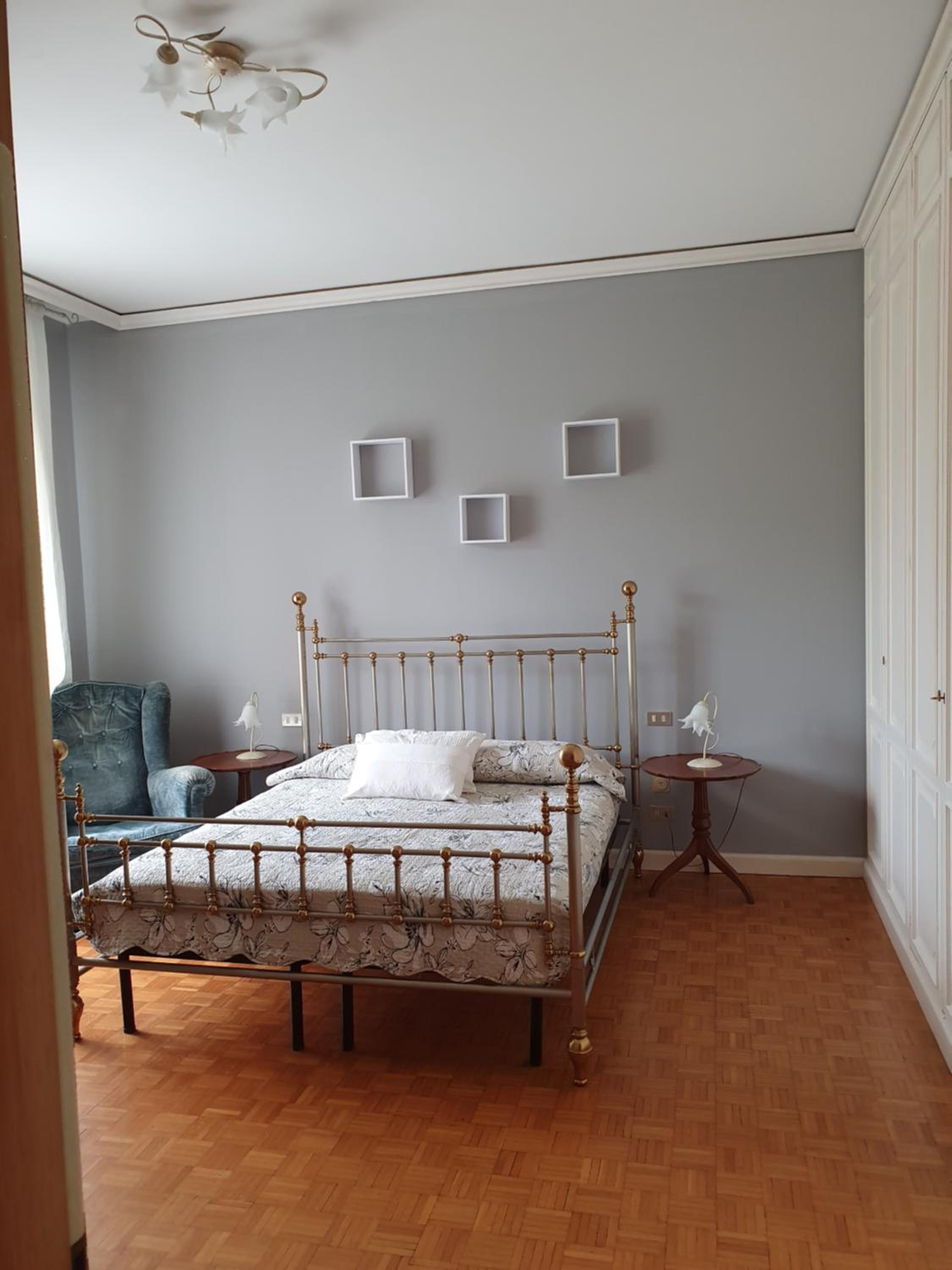Standard Double Room with Shared Bathroom