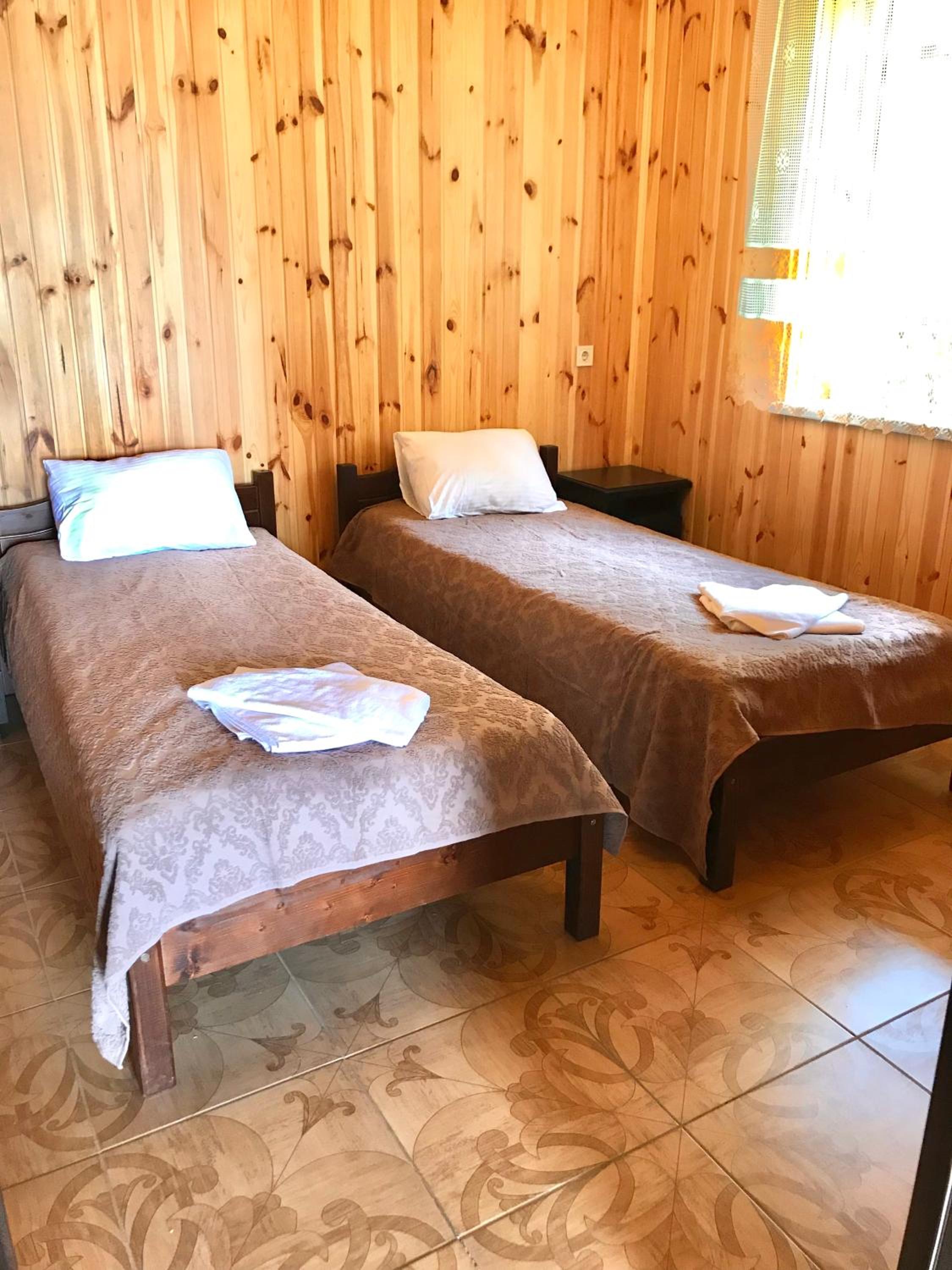 One-Bedroom House photo 1