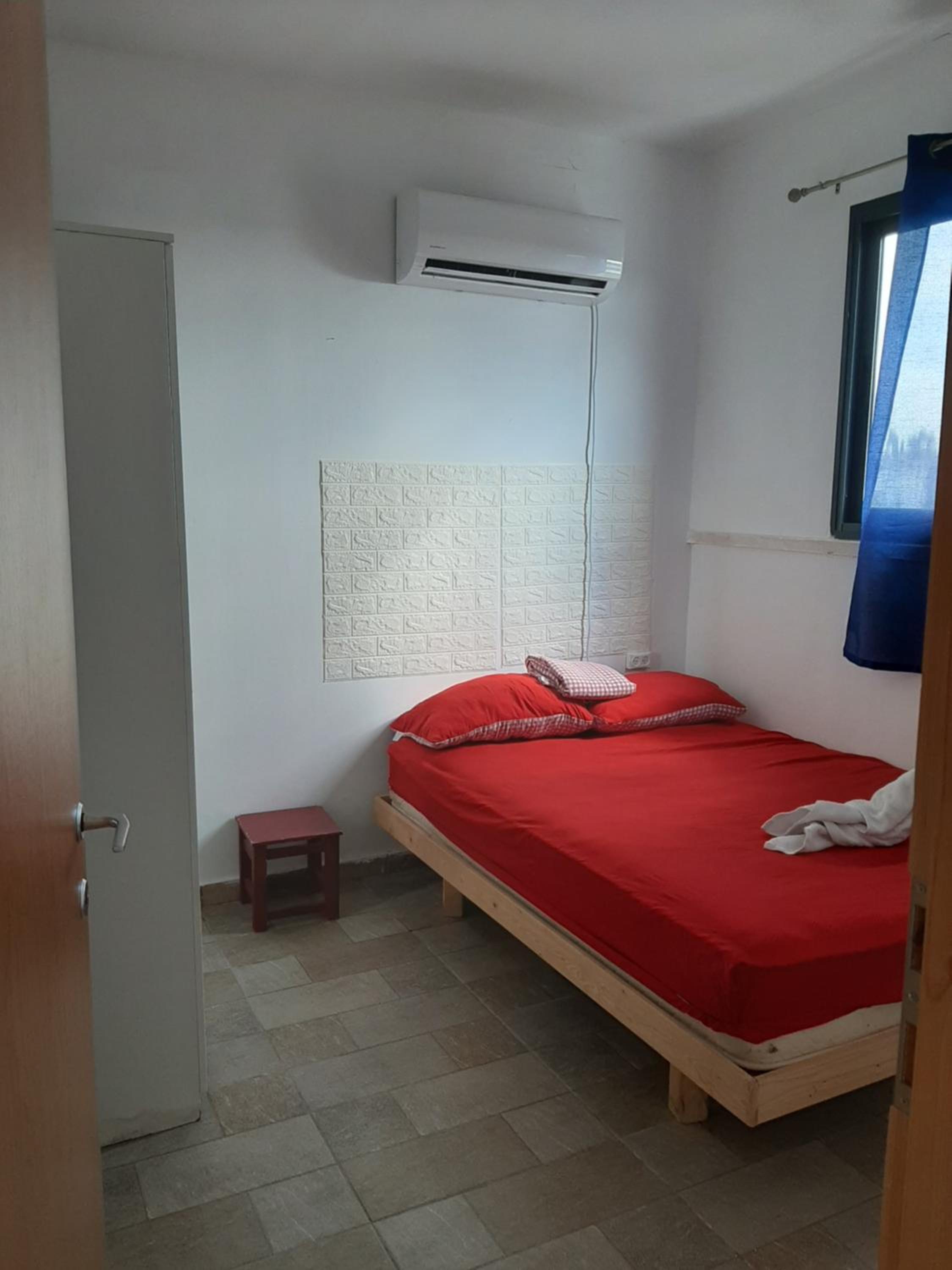 One-Bedroom Apartment - Photo 46