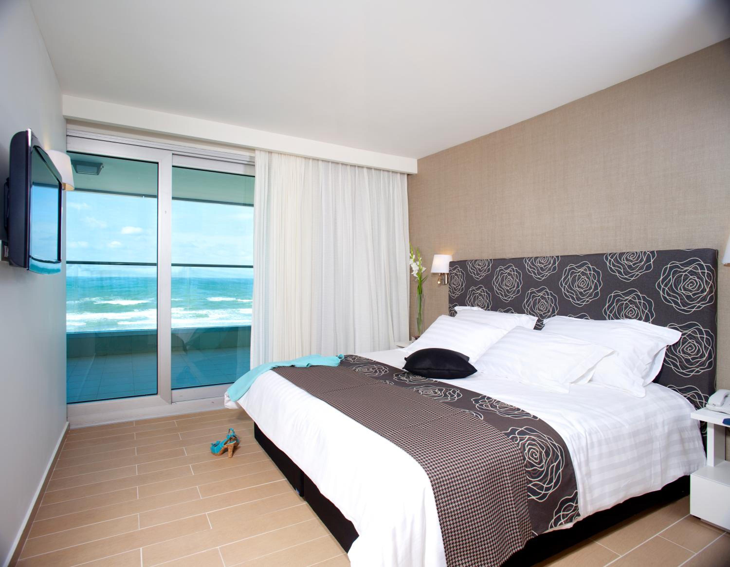 Executive Suite with Sea View - Photo 4