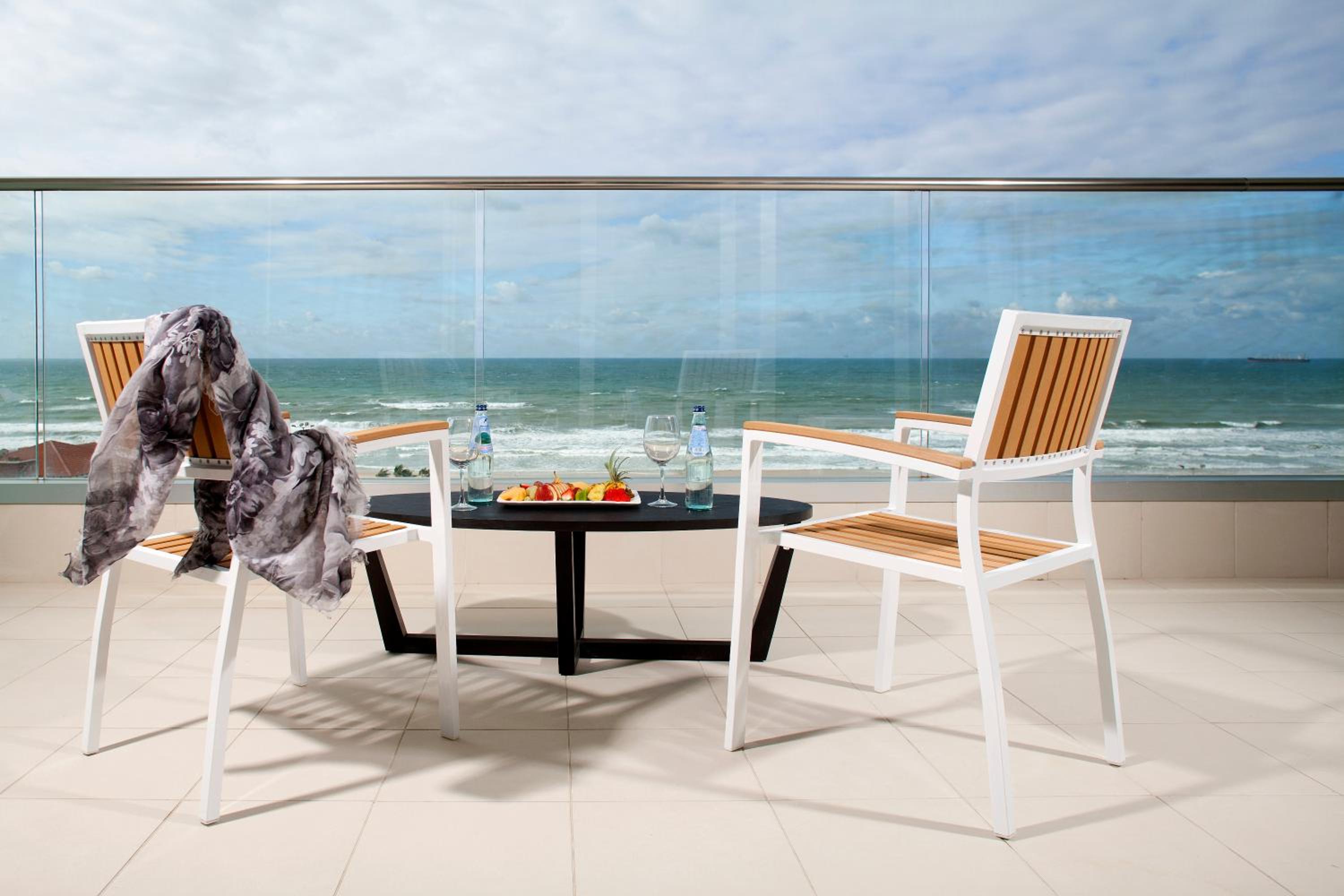 Executive Suite with Sea View - Photo 7