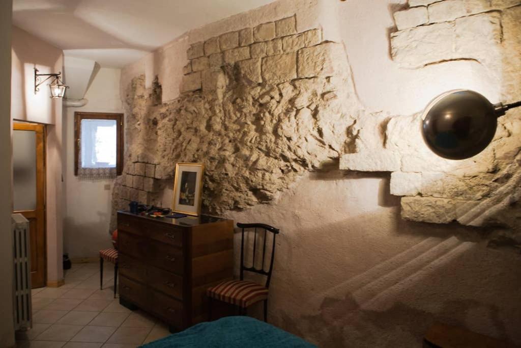 One-Bedroom Apartment - Photo 5