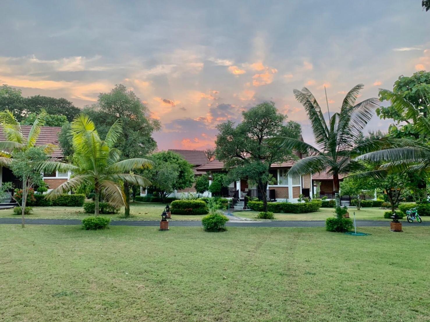 Premier Villa photo 2