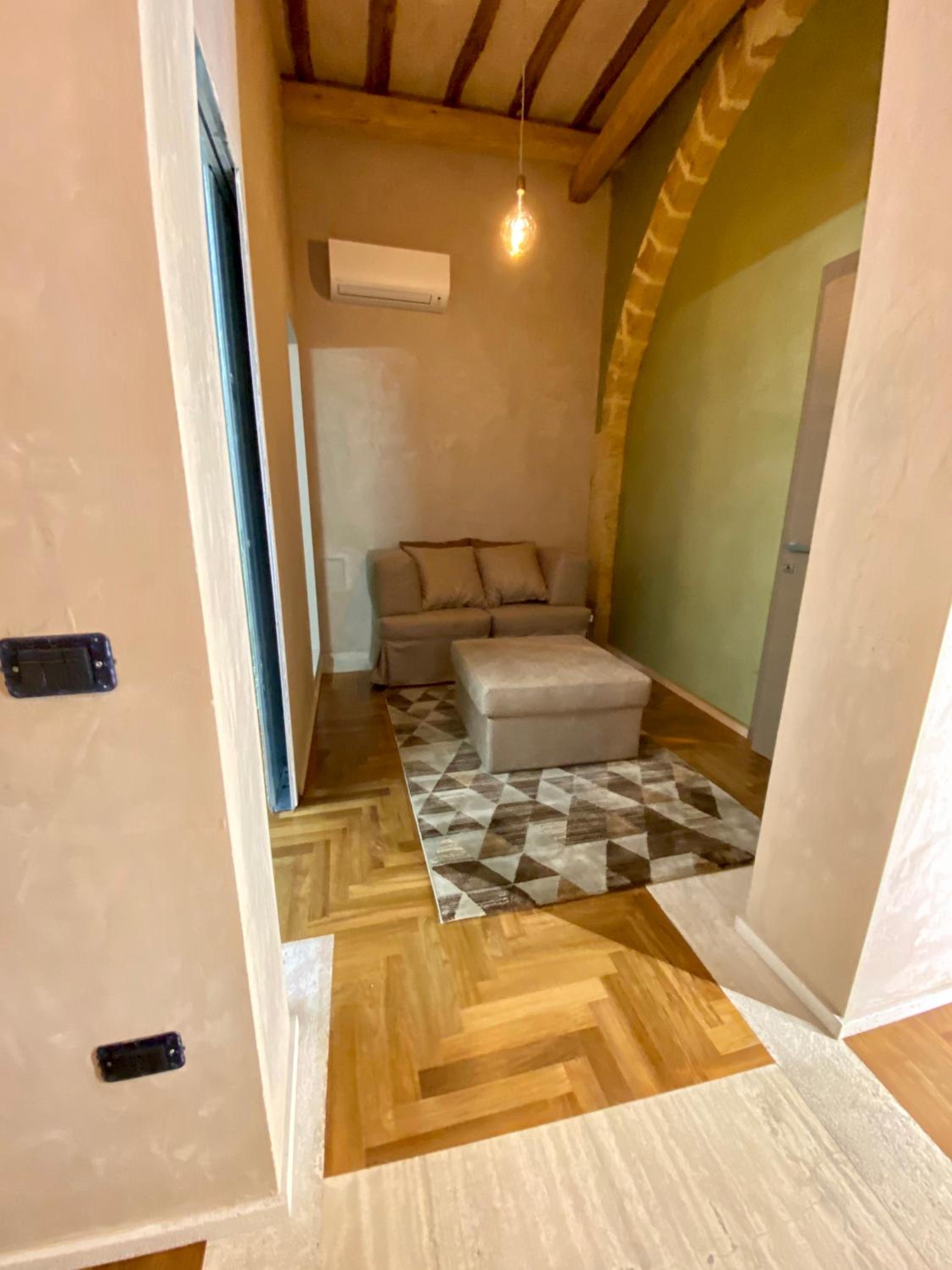 Junior Suite with Terrace - Photo 8