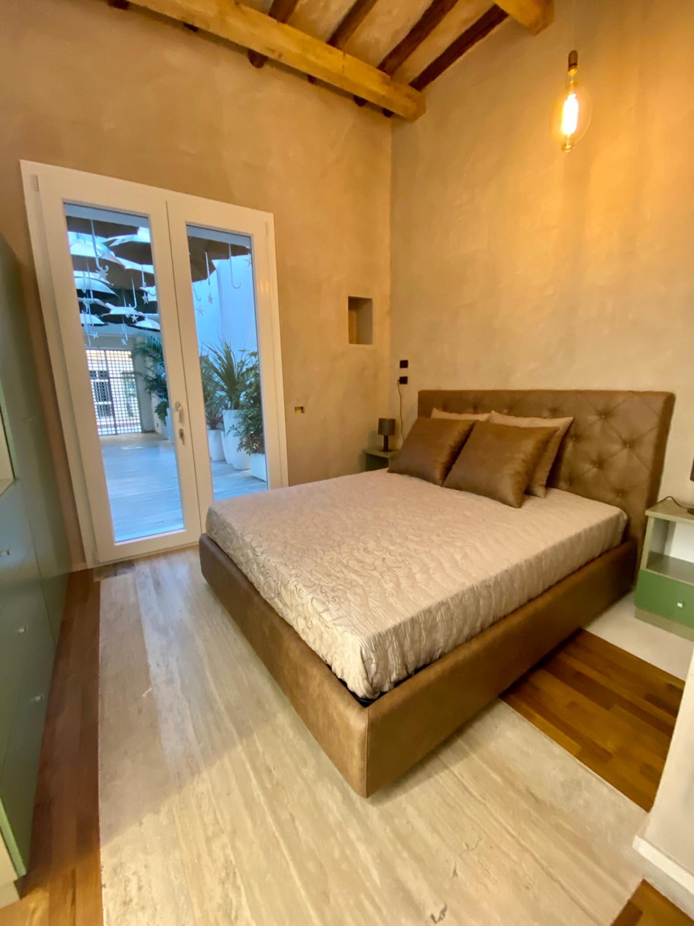 Junior Suite with Terrace - Photo 6