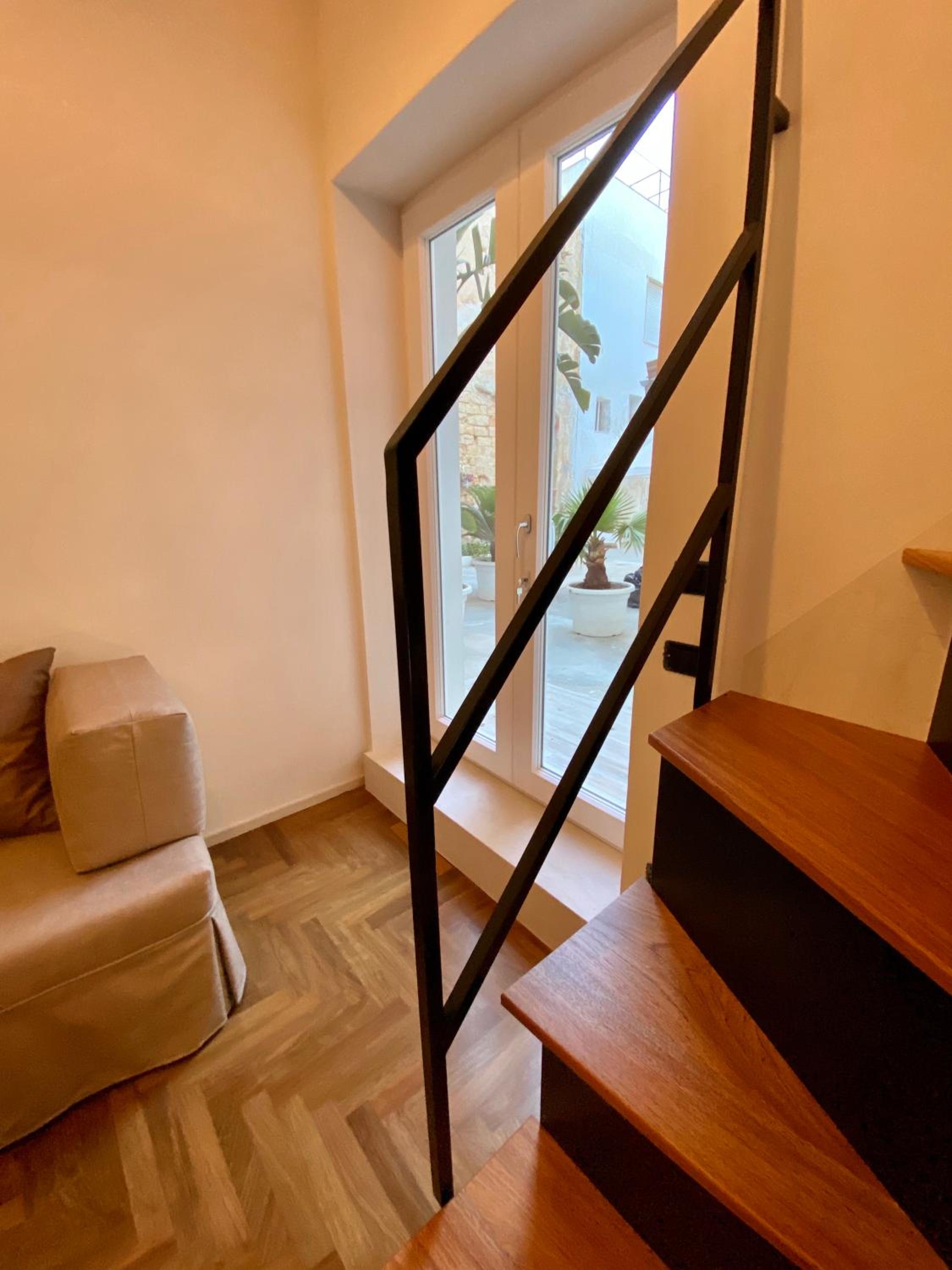Deluxe Room - Photo 4