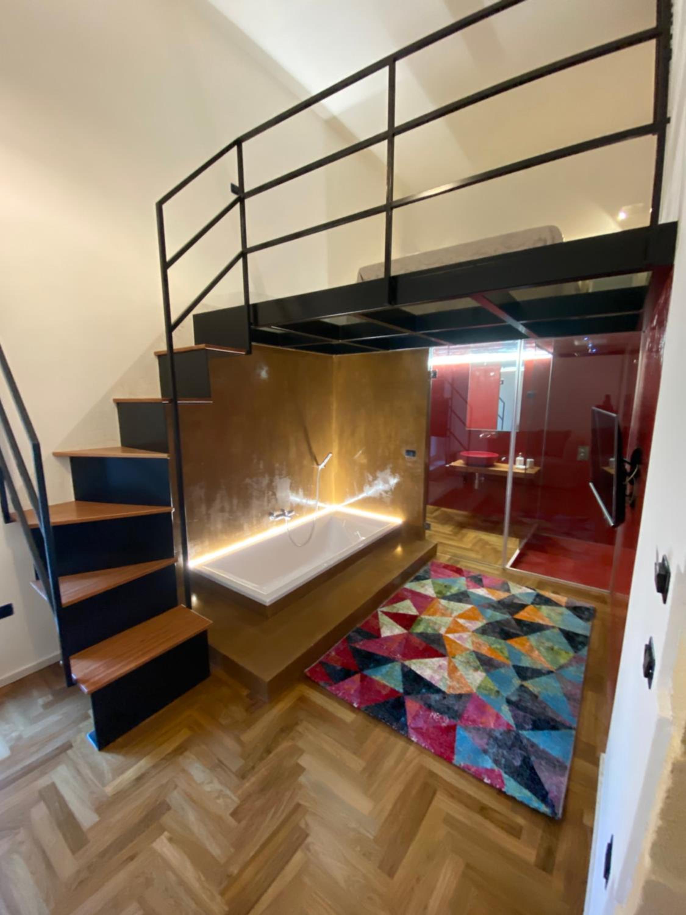 Deluxe Room - Photo 11