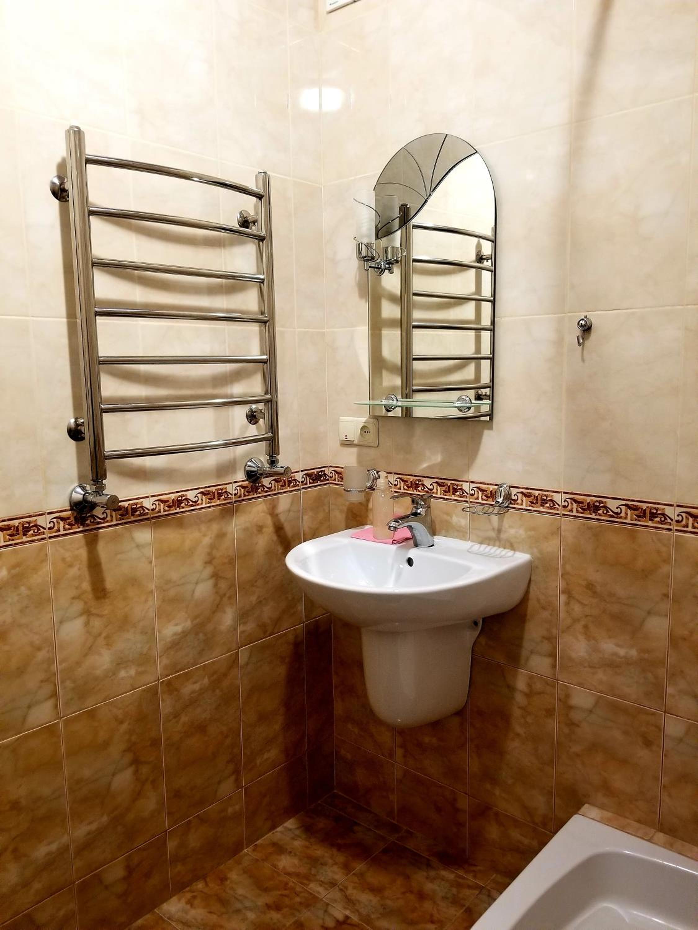 Double or Twin Room with Private Bathroom photo 2