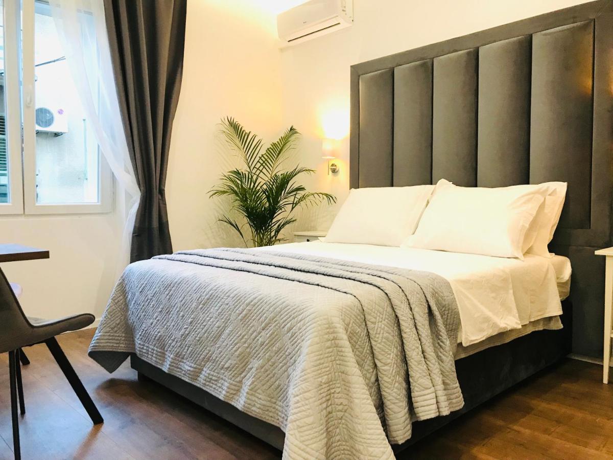 Deluxe Double Room - Photo 2