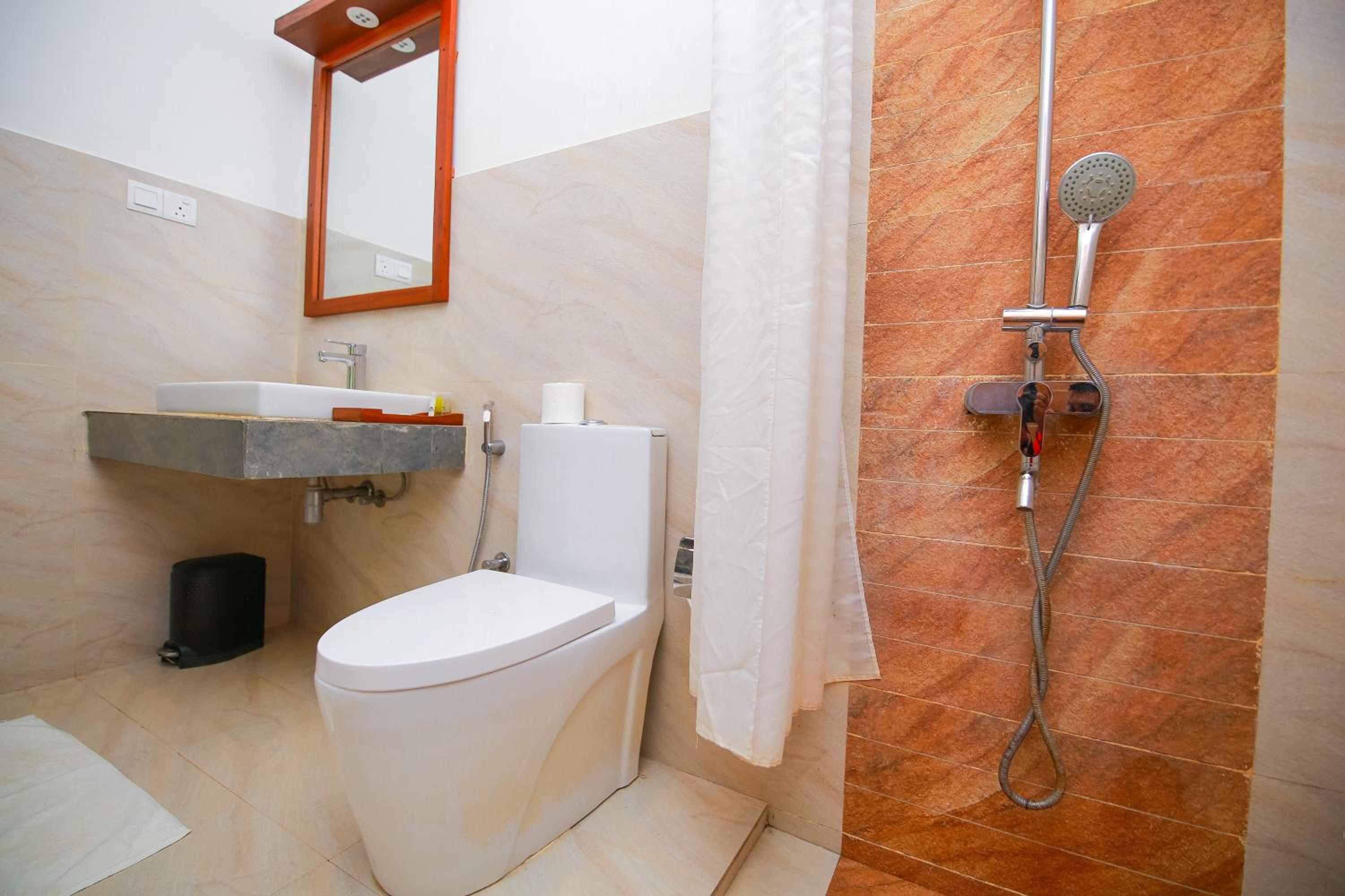 Double or Twin Room photo 3