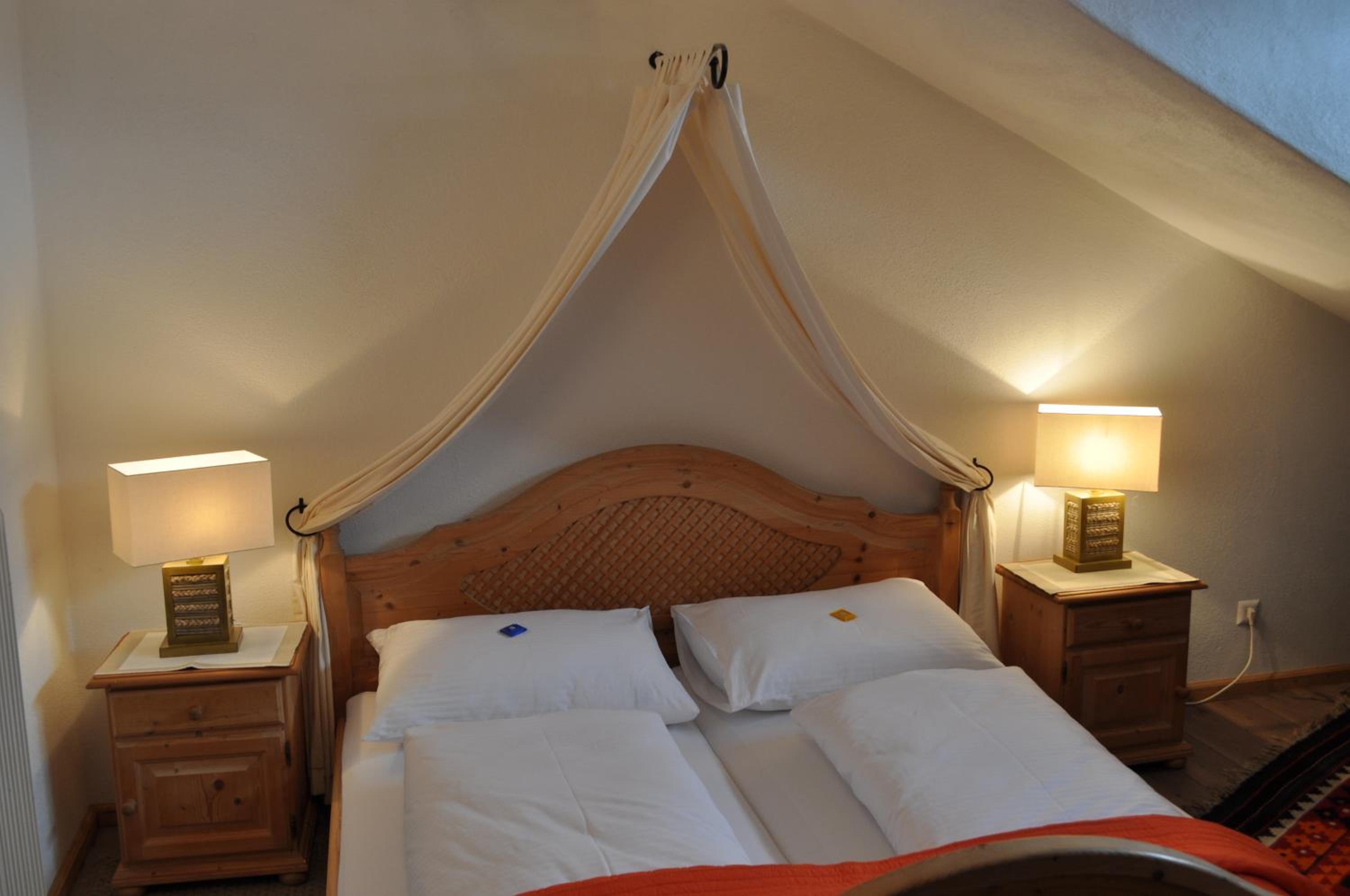 Double Room - Photo 12