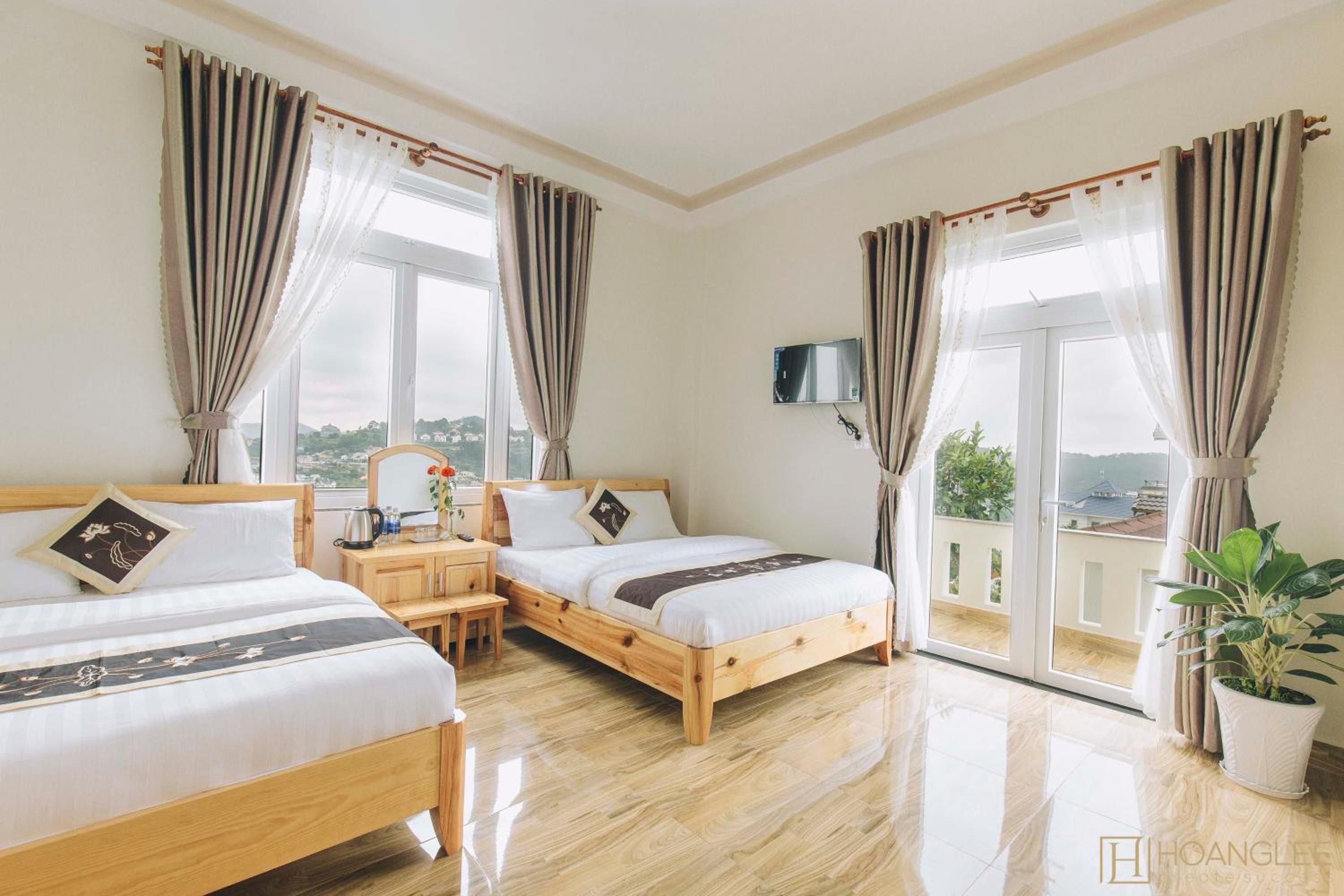 Quadruple Room with Balcony