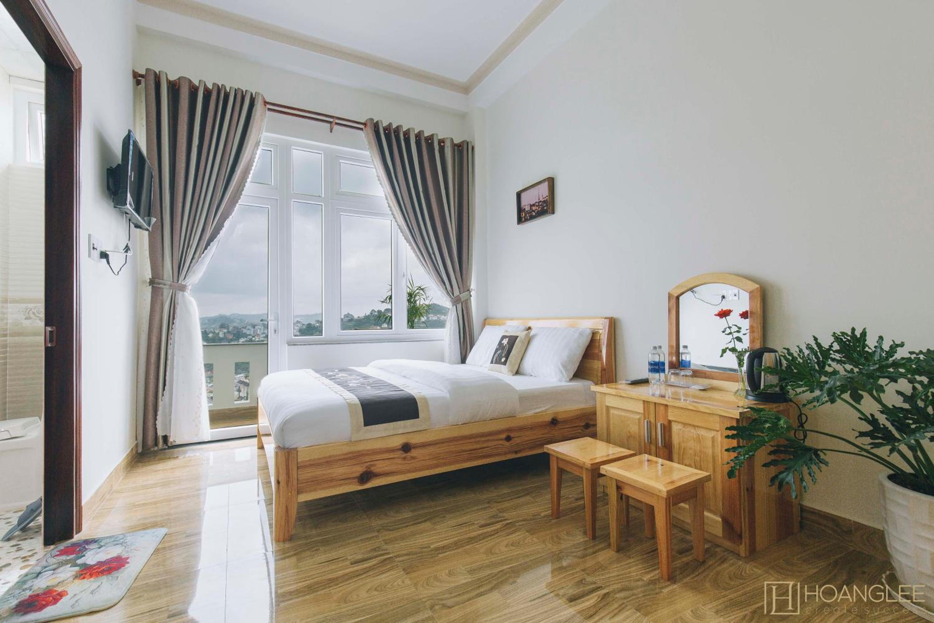 Deluxe Single Room with Balcony