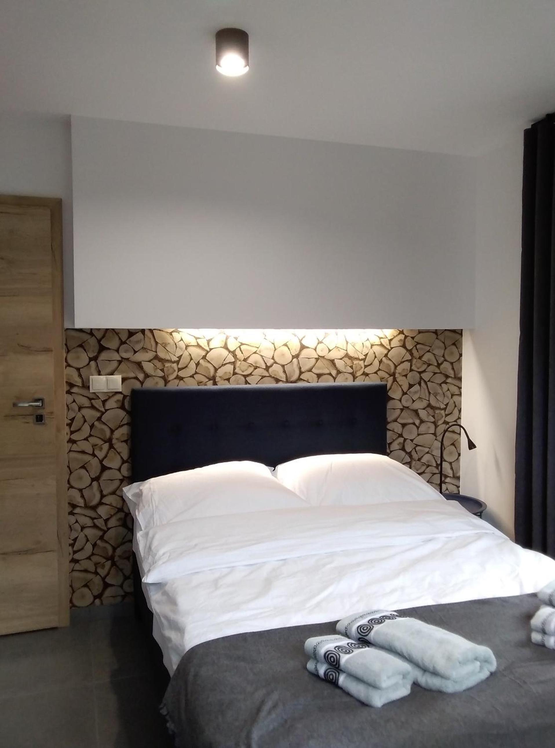 Two-Bedroom Apartment - Photo 44