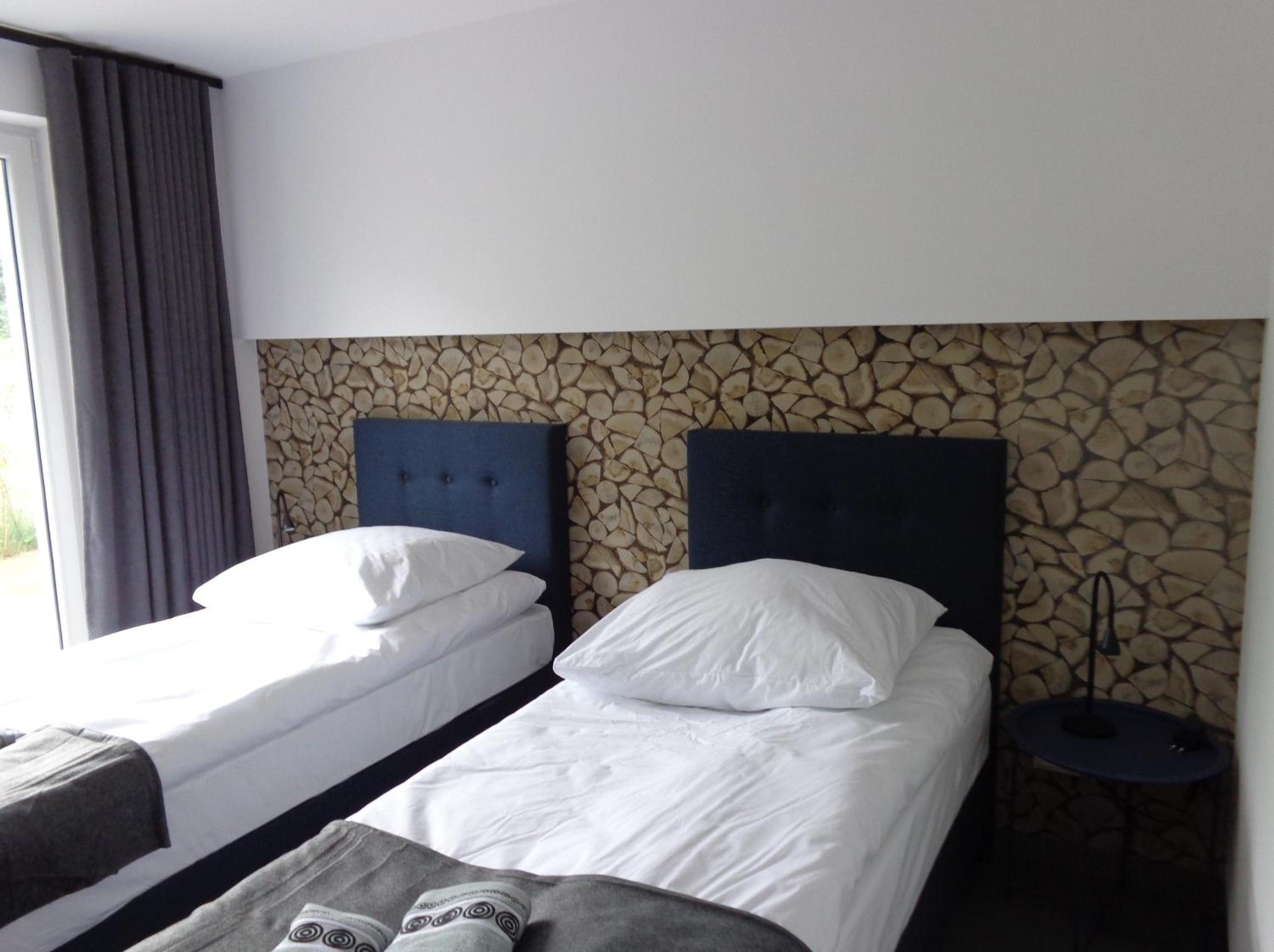 Two-Bedroom Apartment - Photo 31