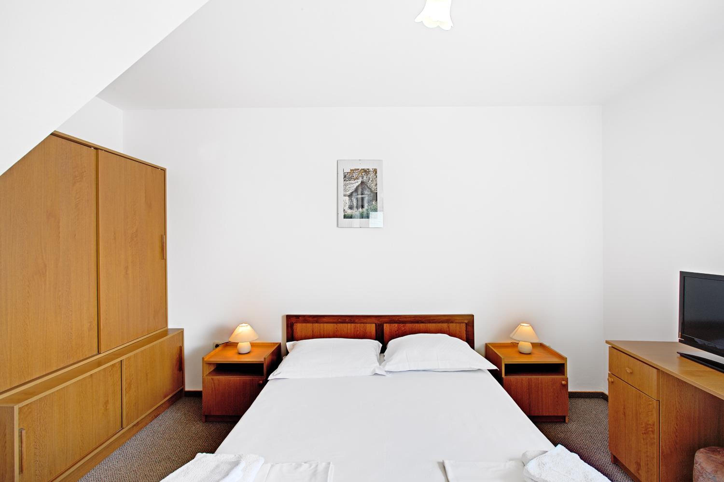 Double Room with Sea View - Photo 5