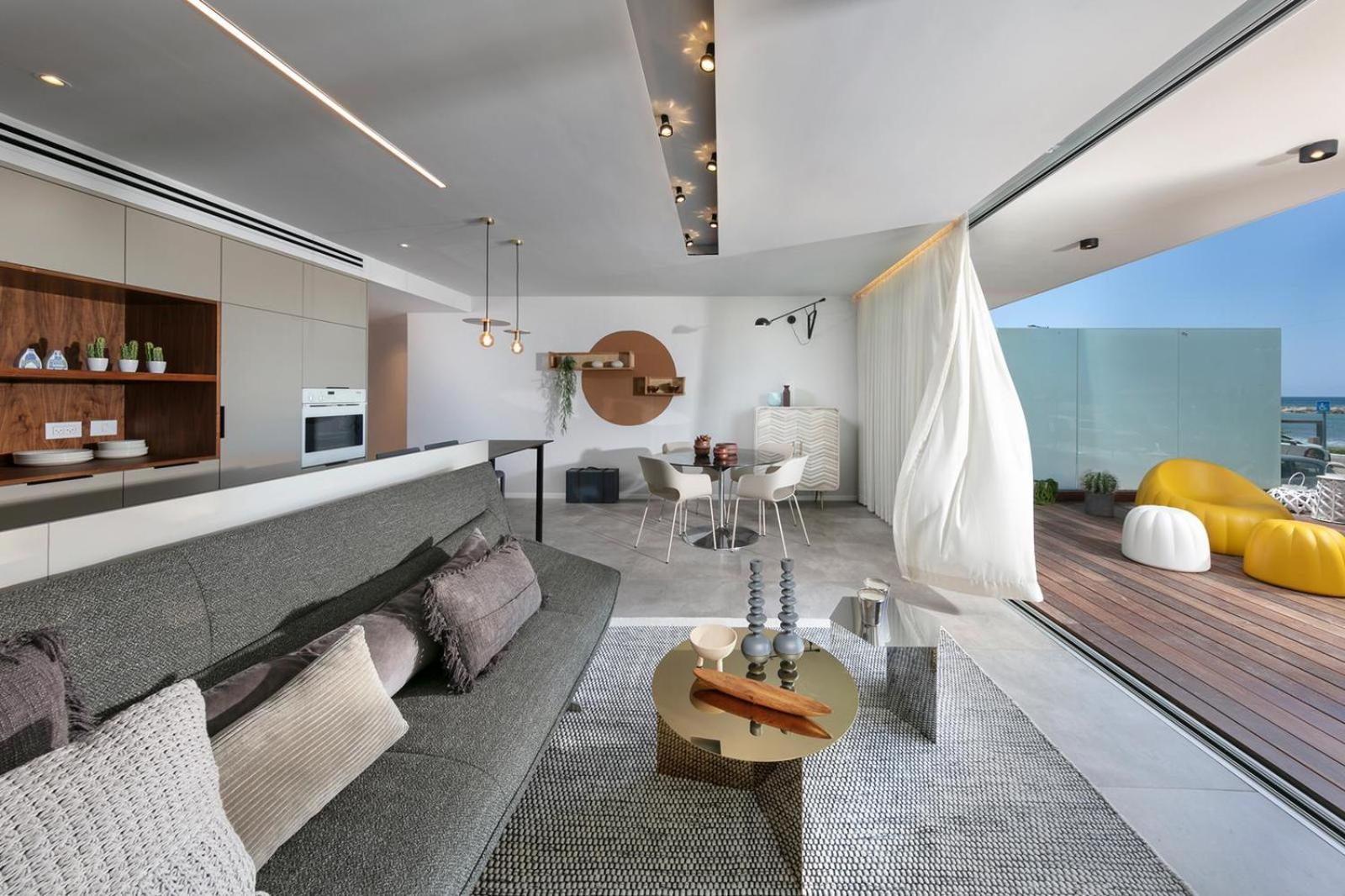 Apartment with Sea View photo 1