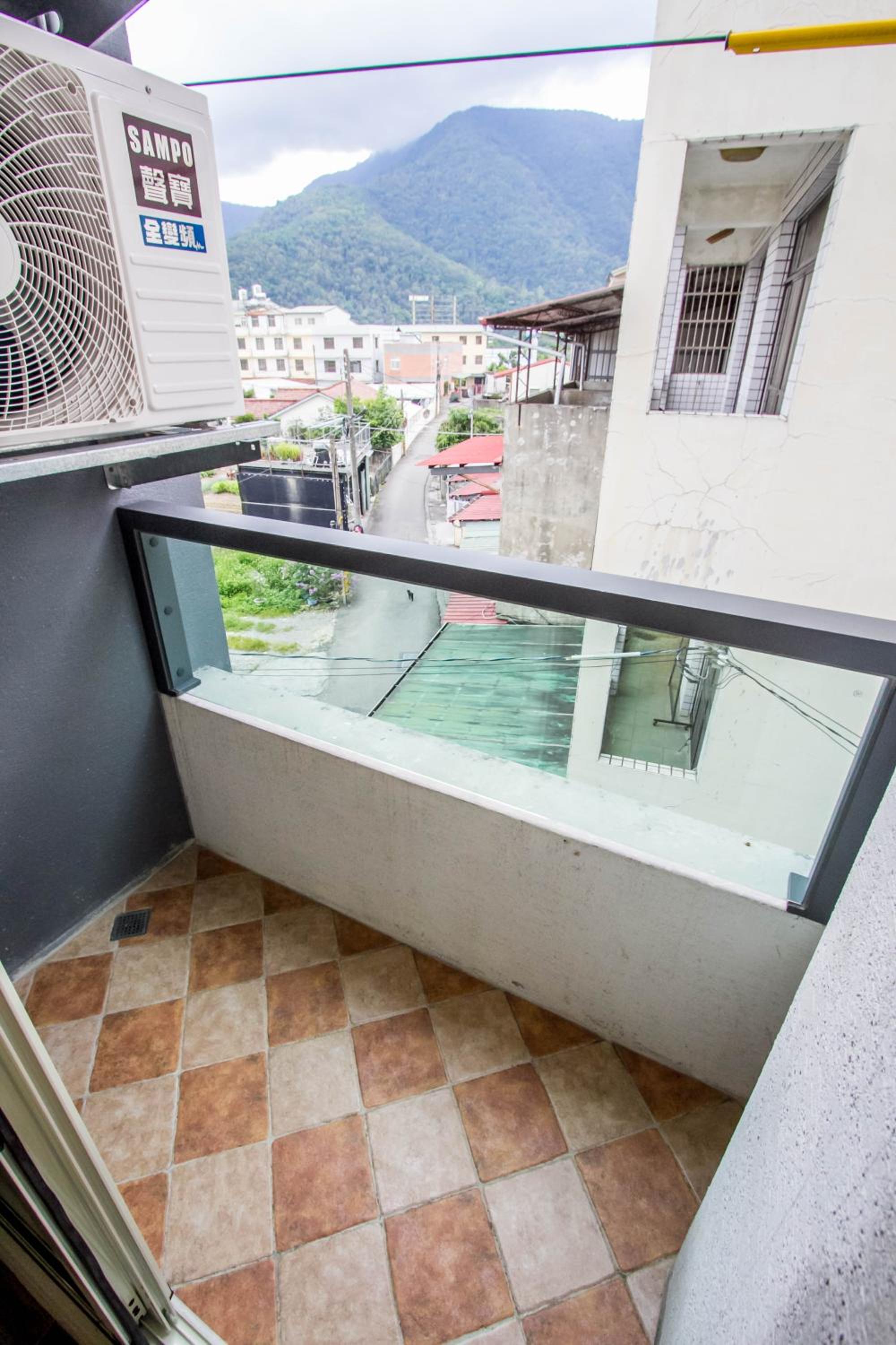 Double or Twin Room with Balcony photo 2
