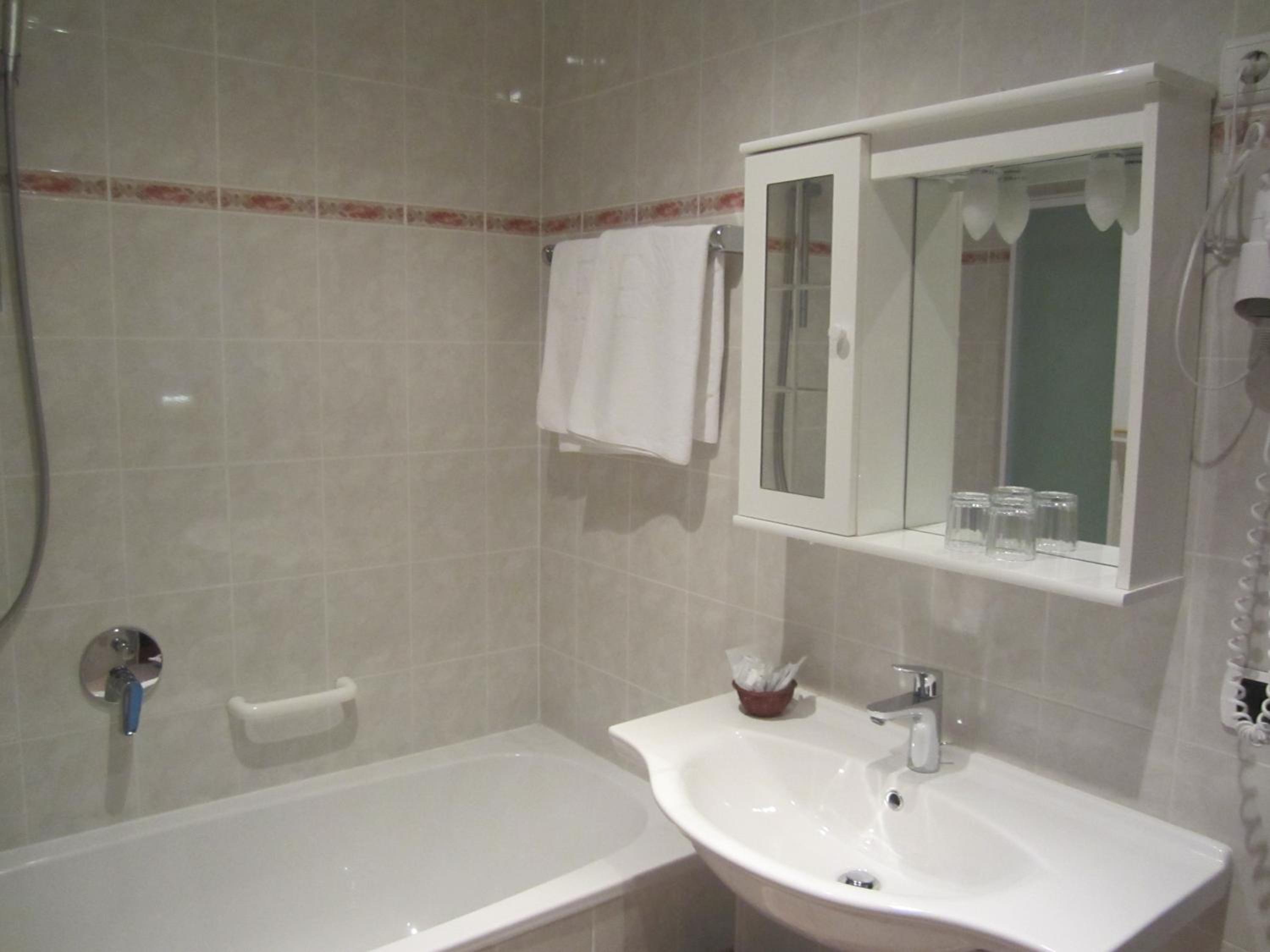 Double Room with Balcony photo 3