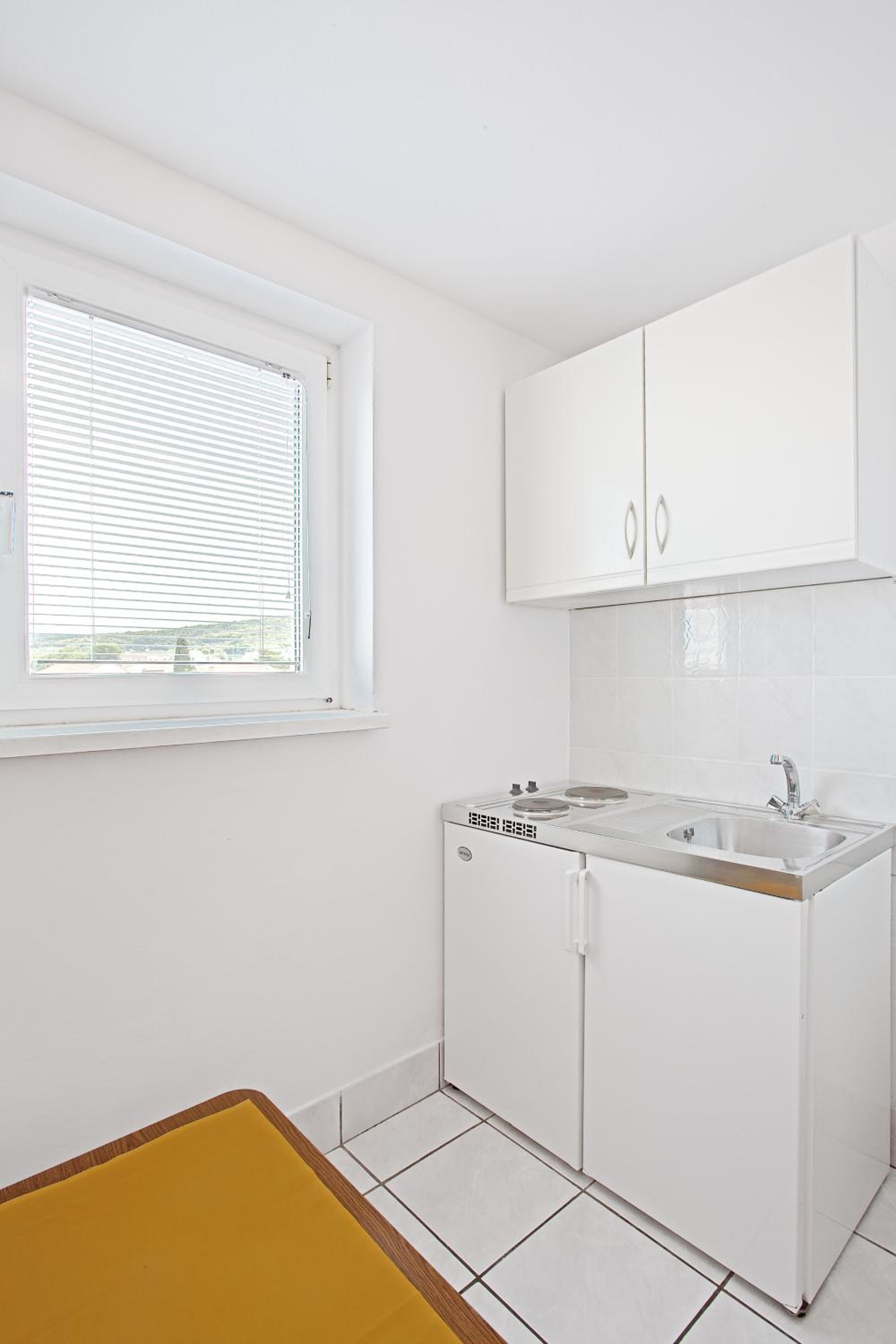 Standard Studio with Balcony and Sea View ( 2+1) - Photo 4