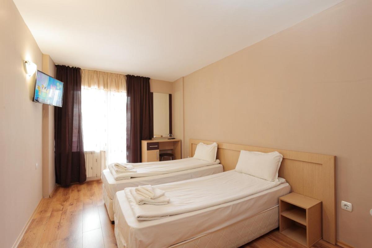 Twin Room photo 1