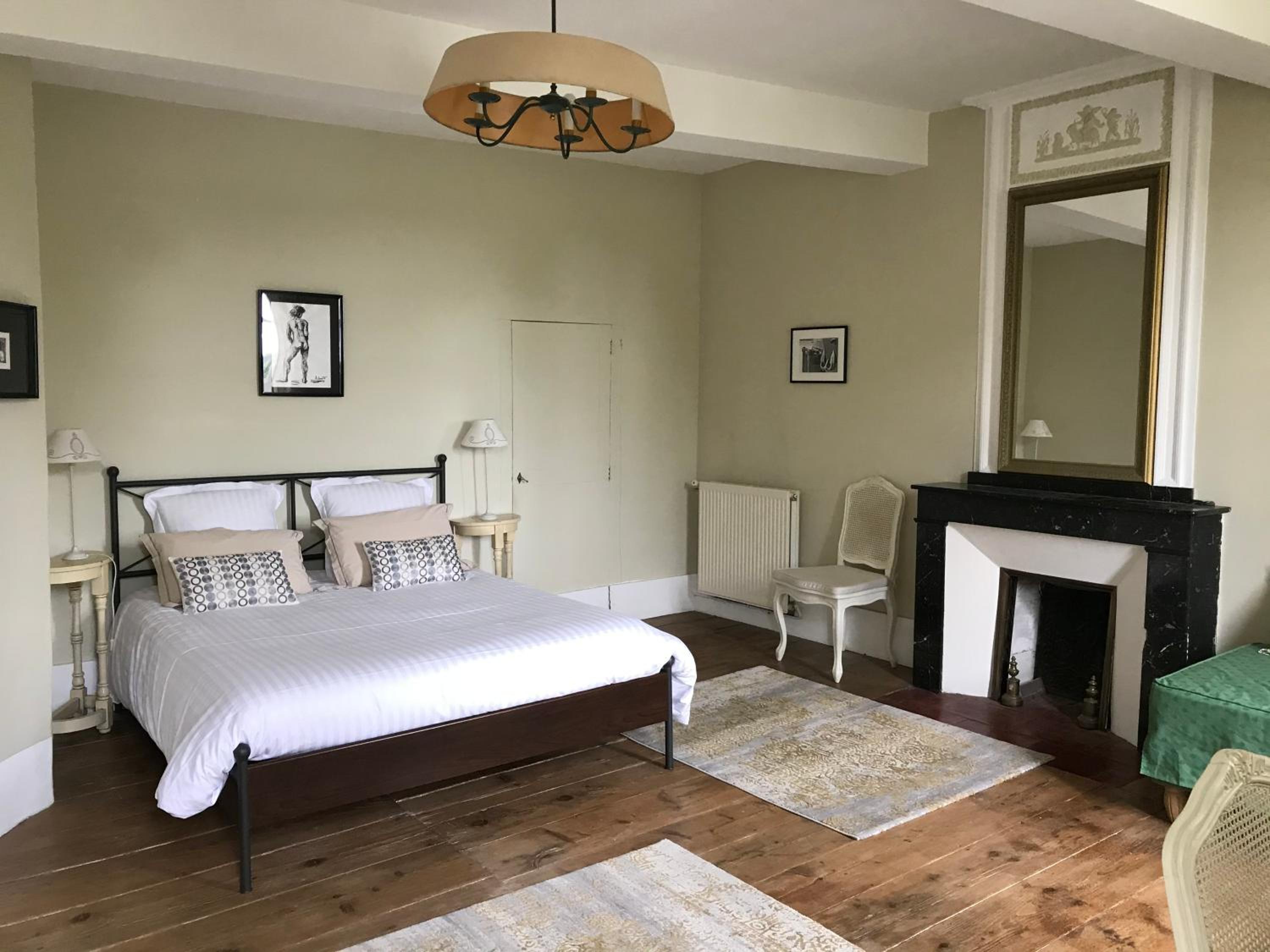 Beige Double Room photo 1