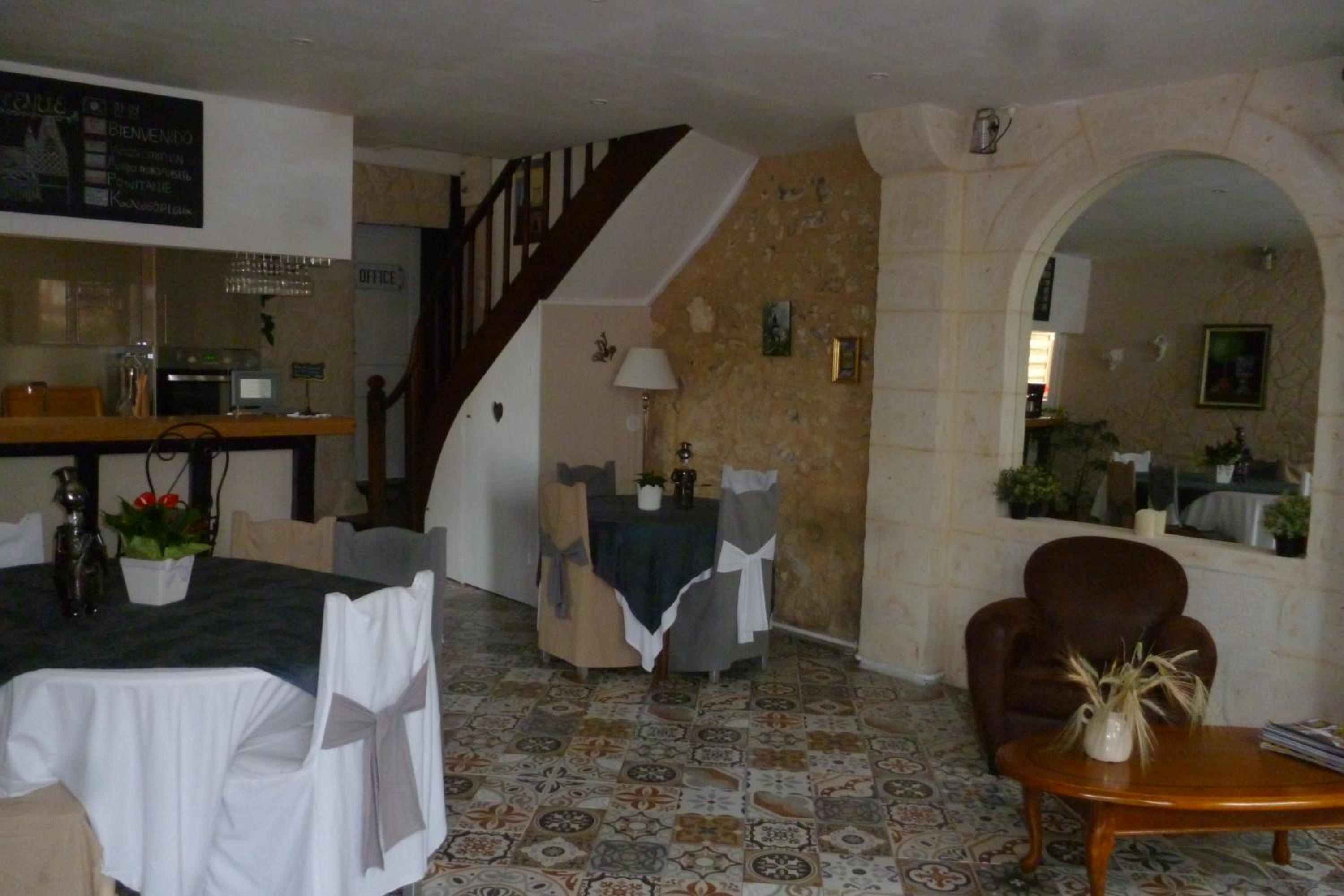 Standard Double Room with Shared Bathroom photo 1