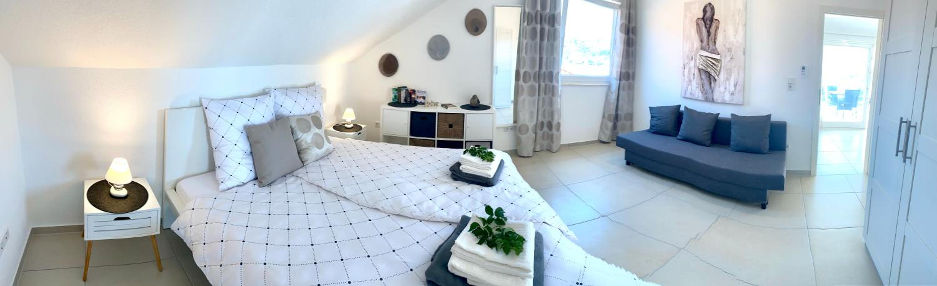 Deluxe Suite with Sea View - Photo 16