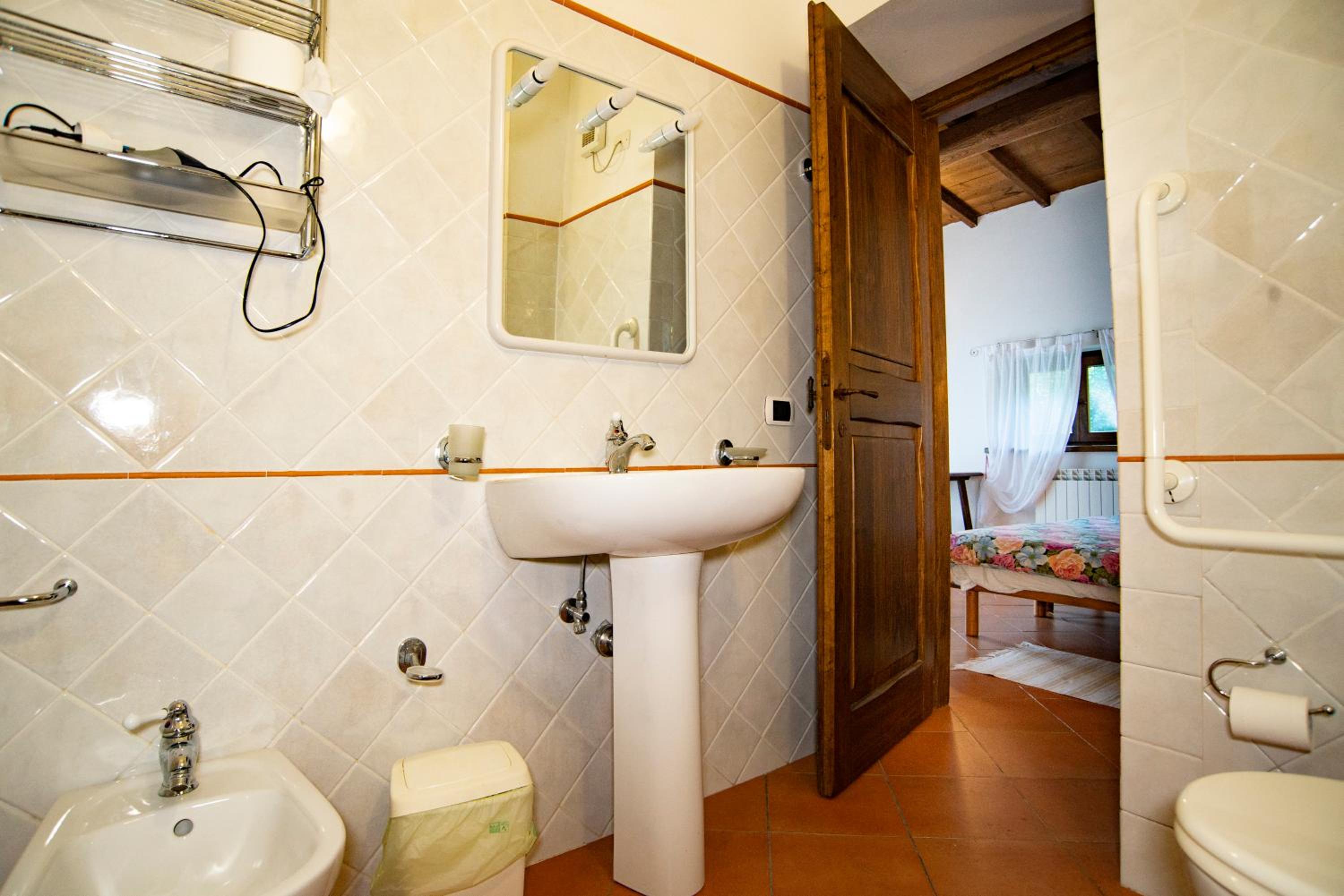 Double or Twin Room with Swimming Castagni3 photo 2