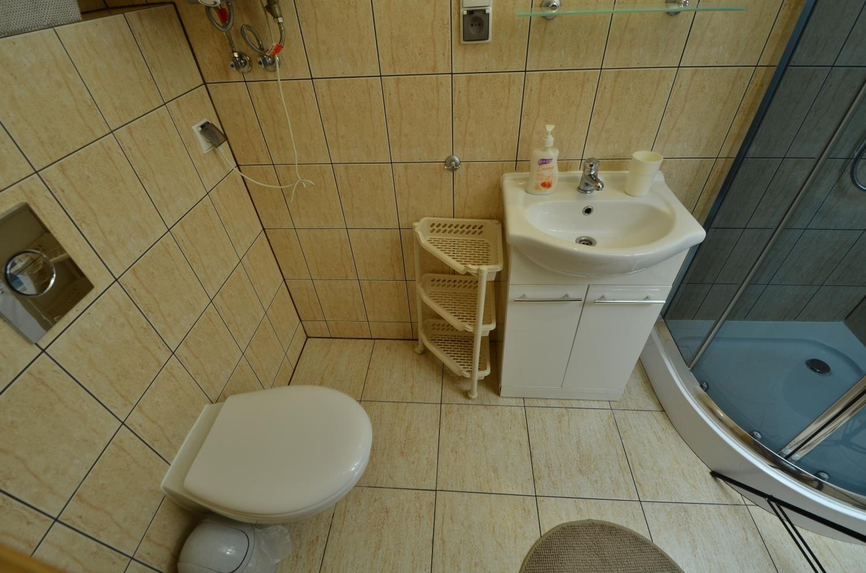 One-Bedroom Apartment photo 2