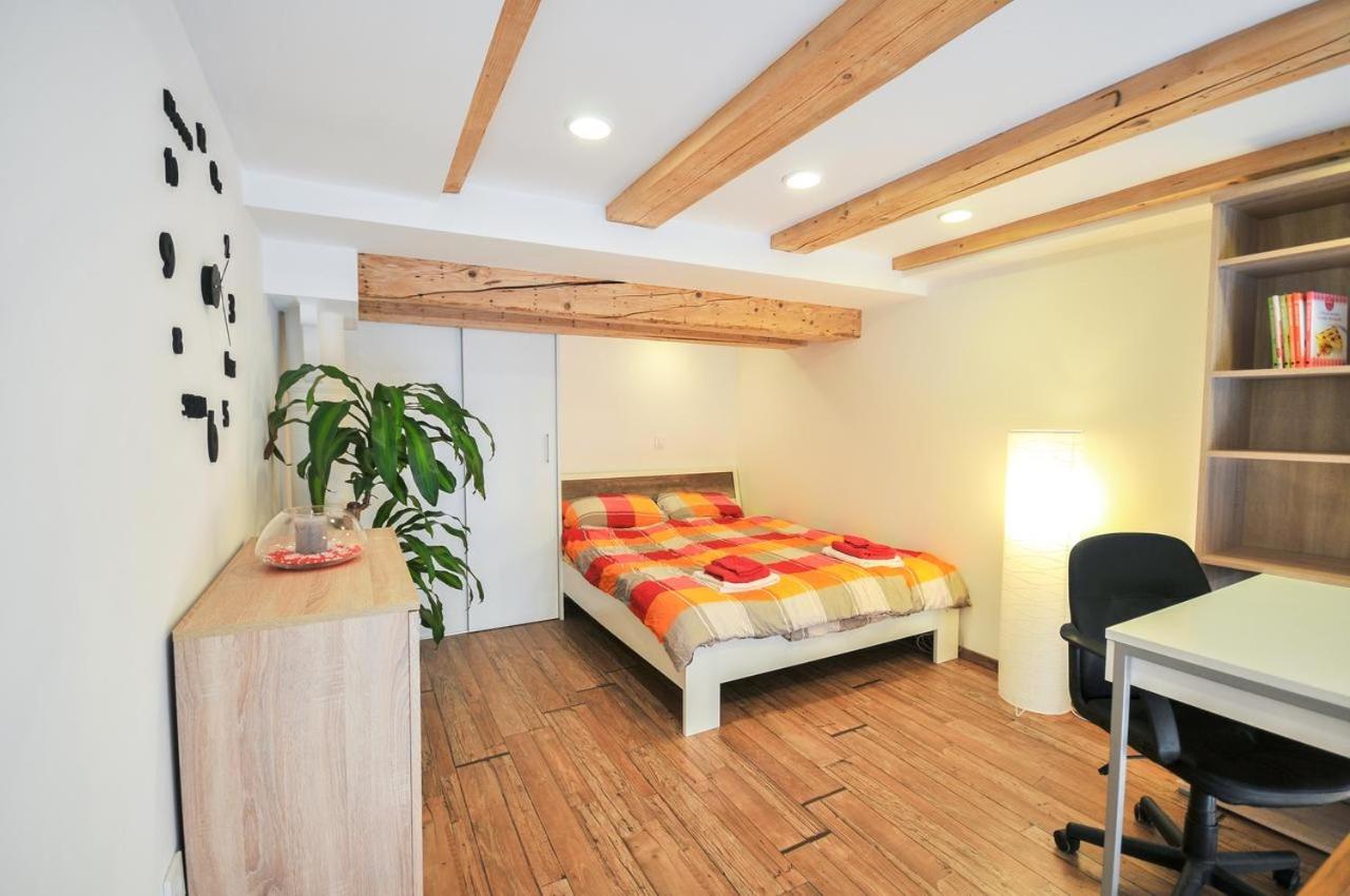 Apartment - Ground Floor photo 2