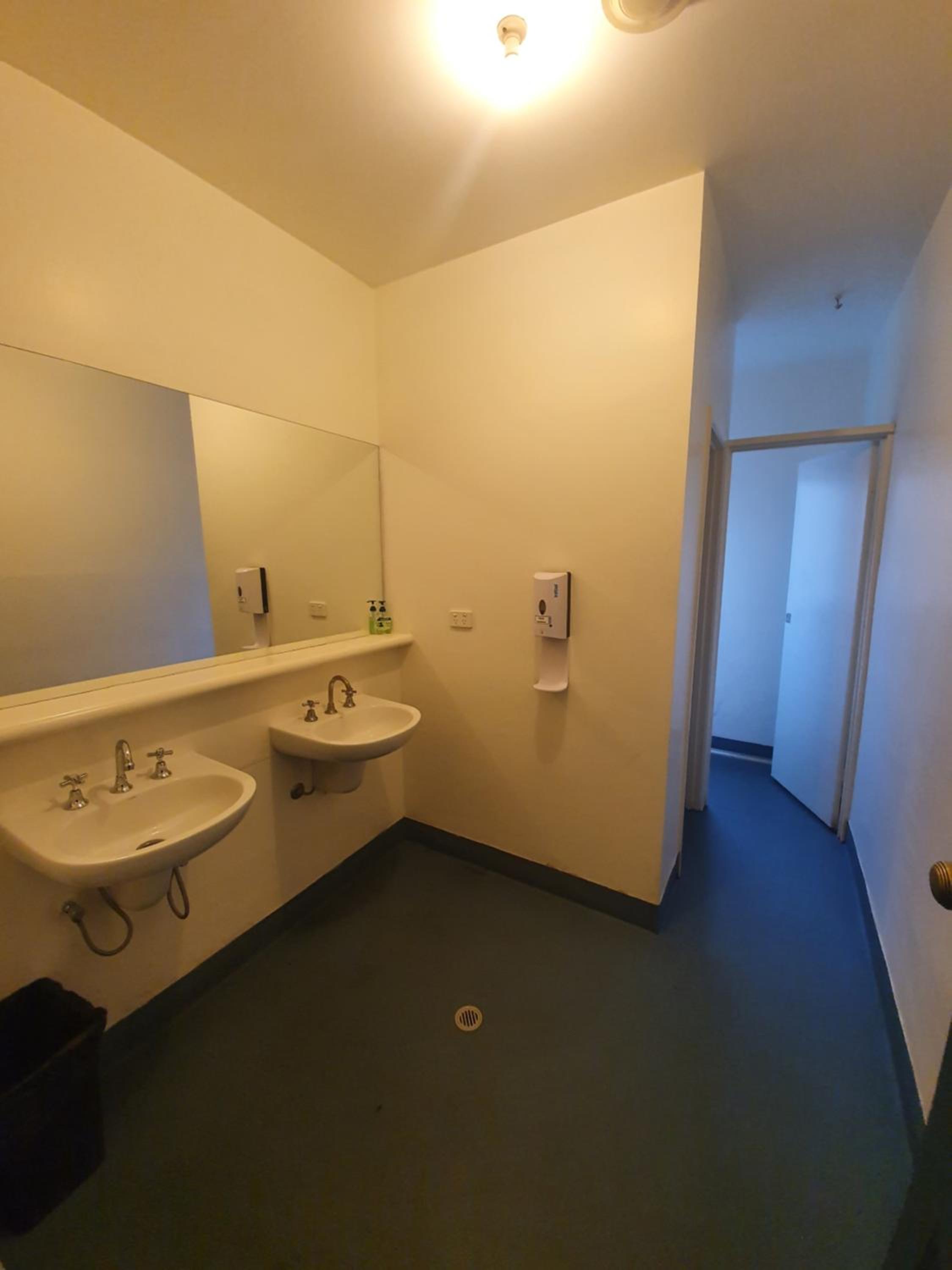 Double Room - Renovated recently - Photo 2