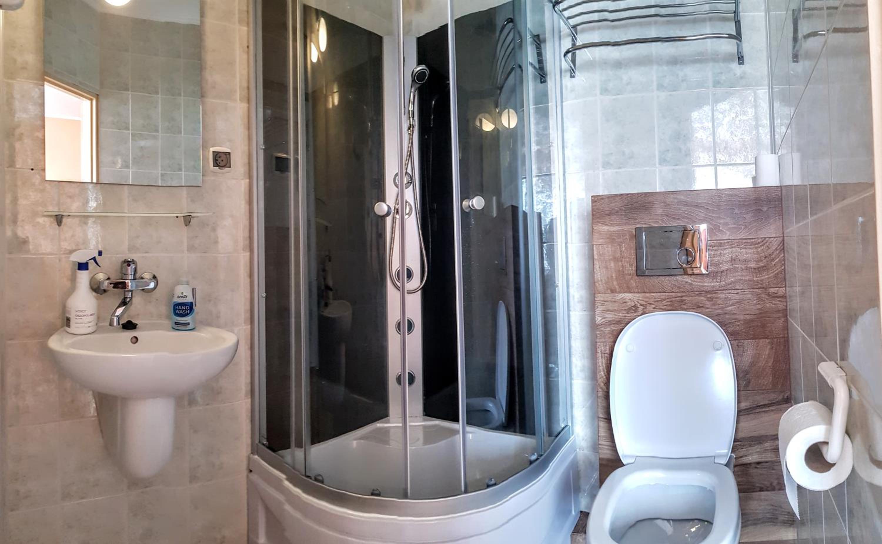 Deluxe Double Room with Balcony photo 3