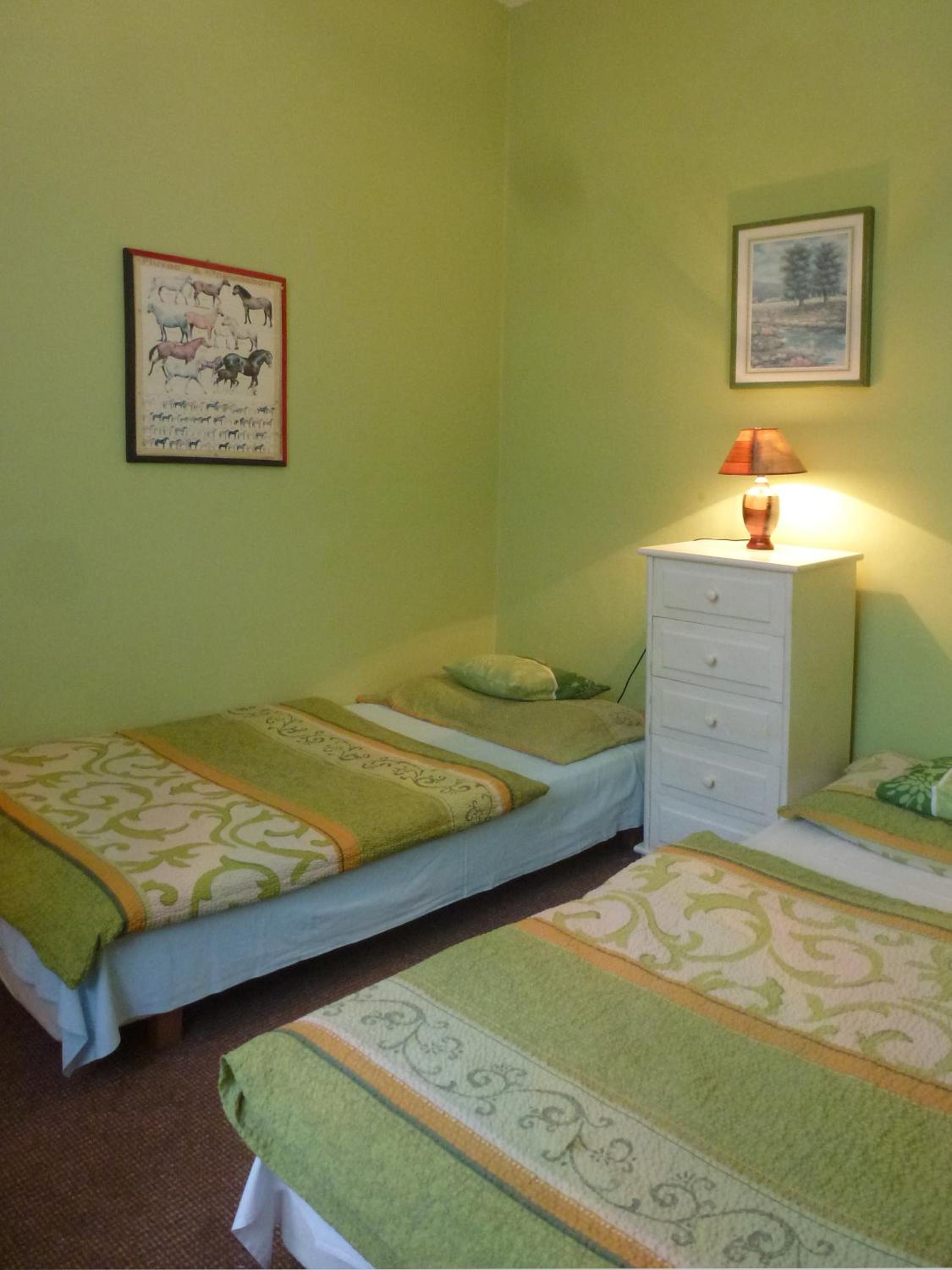 Quadruple Room - Photo 5