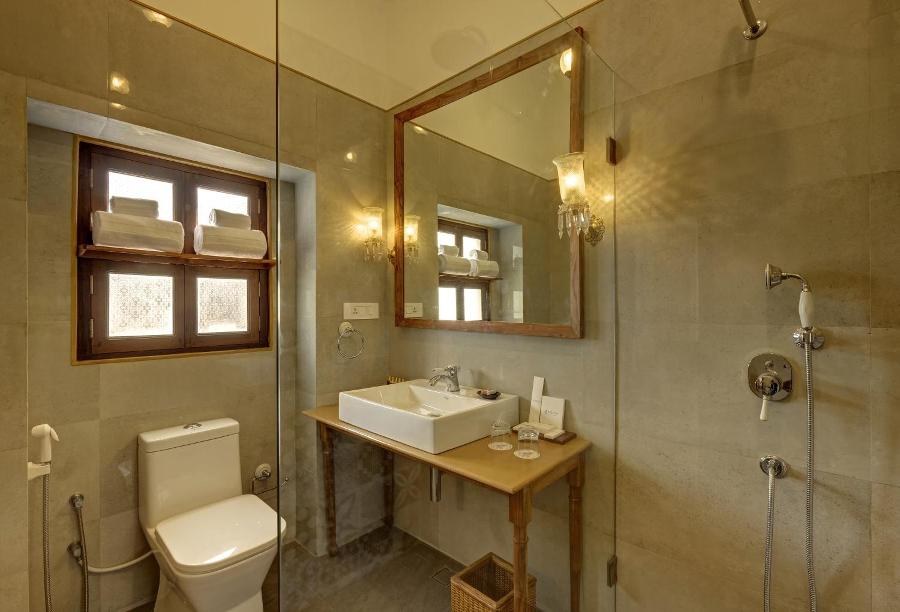 Residency Room with 20% discount on laundry (upto 5 pcs) | 10% discount on food and beverages photo 2