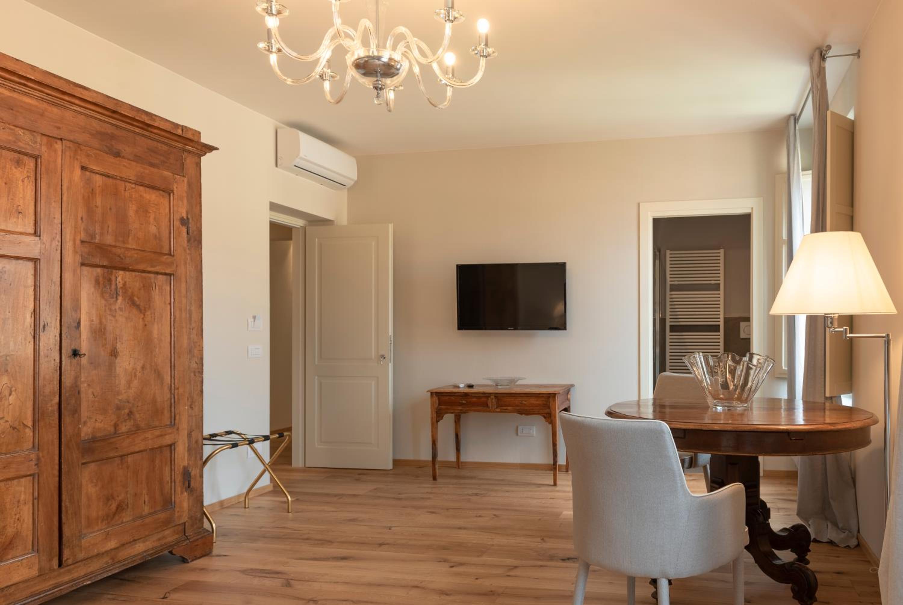 Superior Double Room - Photo 3