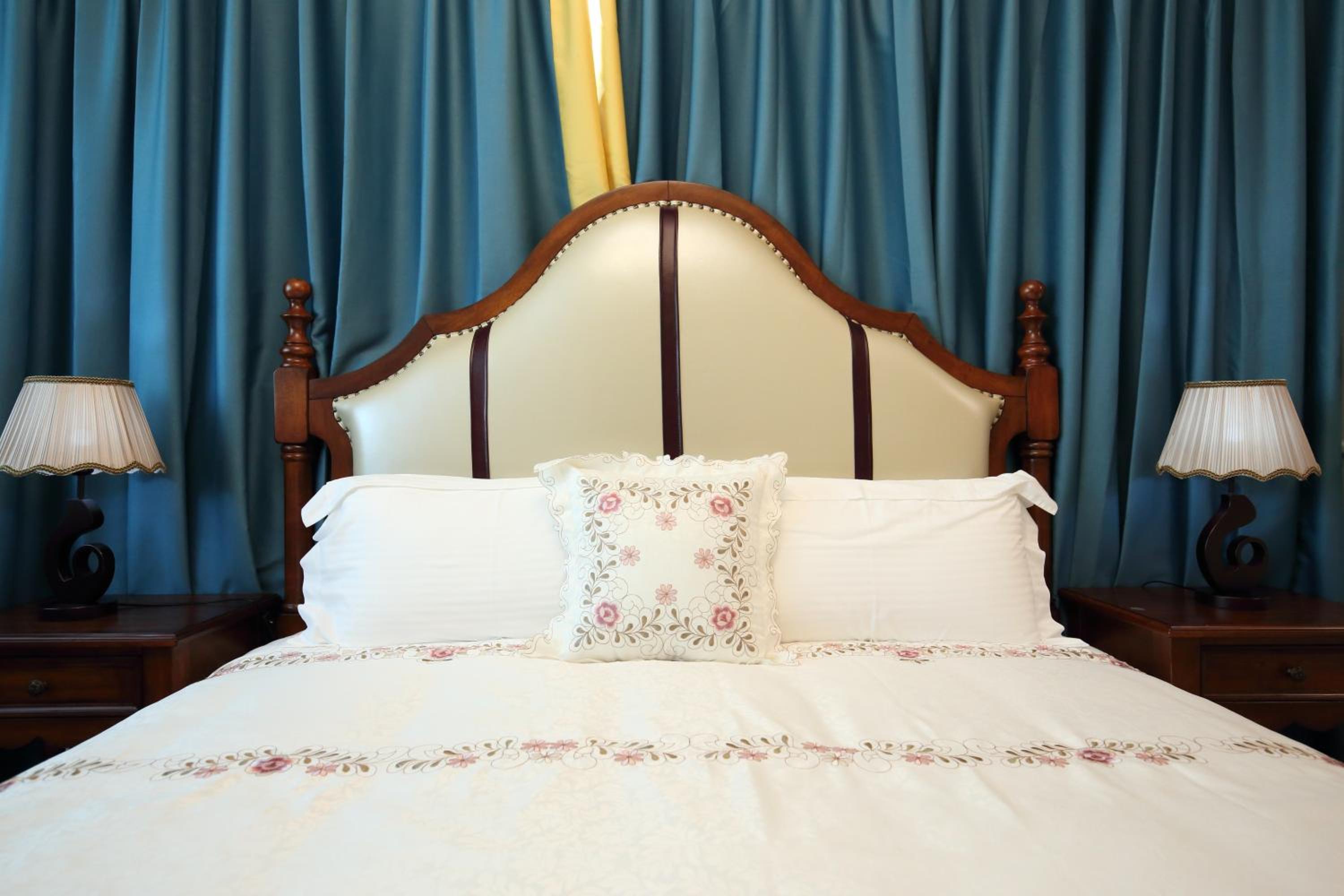 Quadruple Room - Photo 1