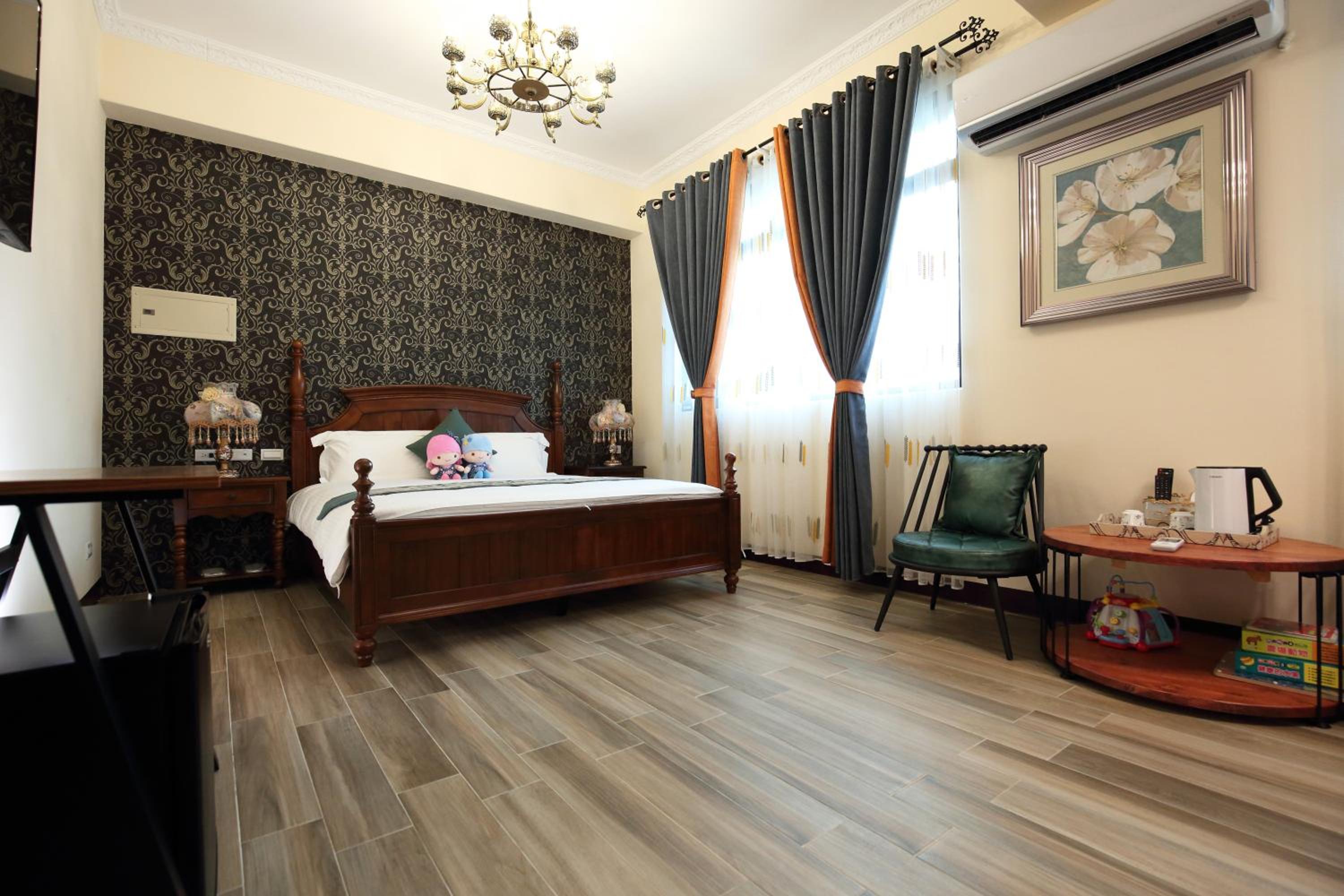 Deluxe Double Room - Photo 26
