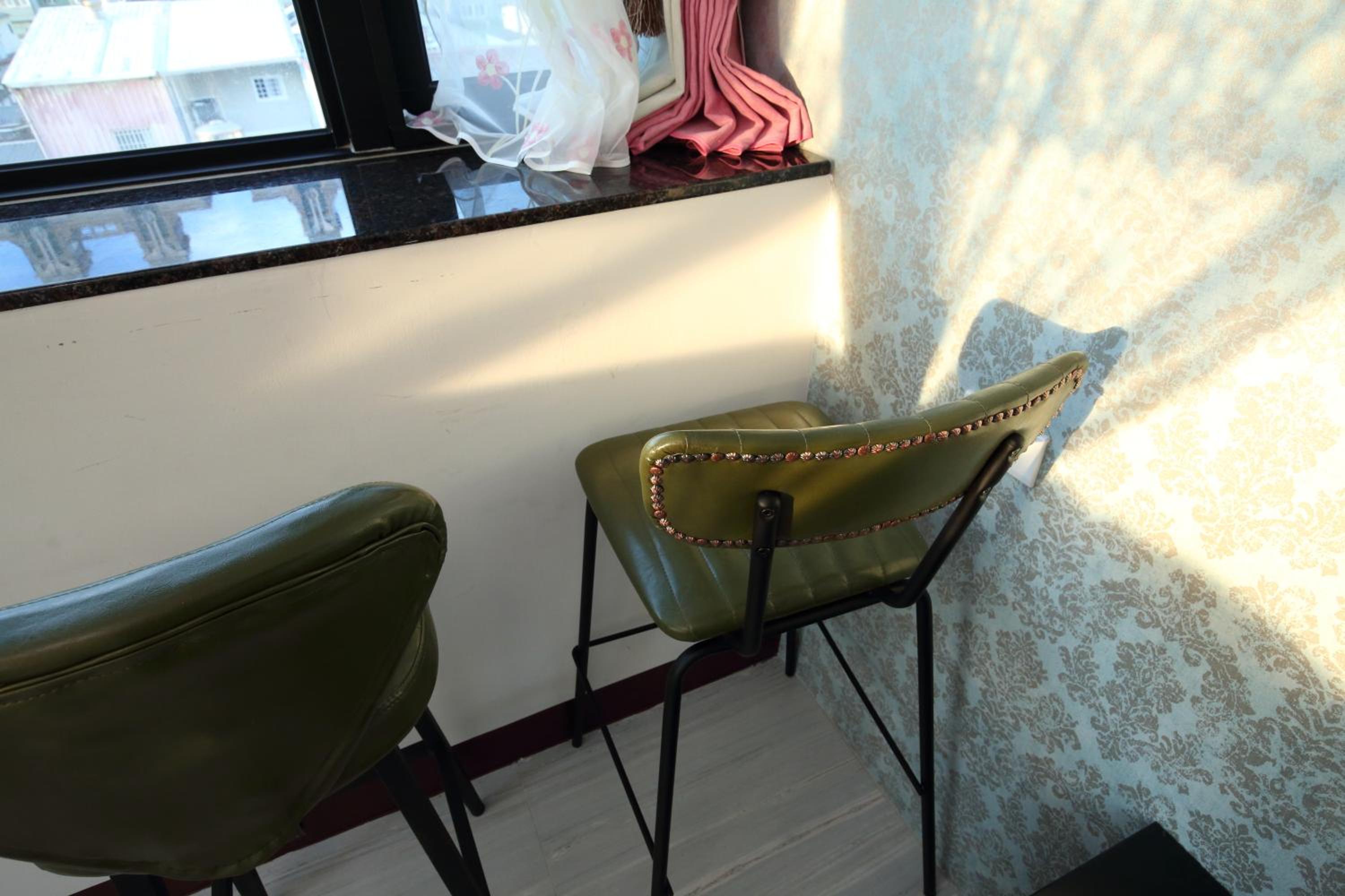 Deluxe Double Room - Photo 24