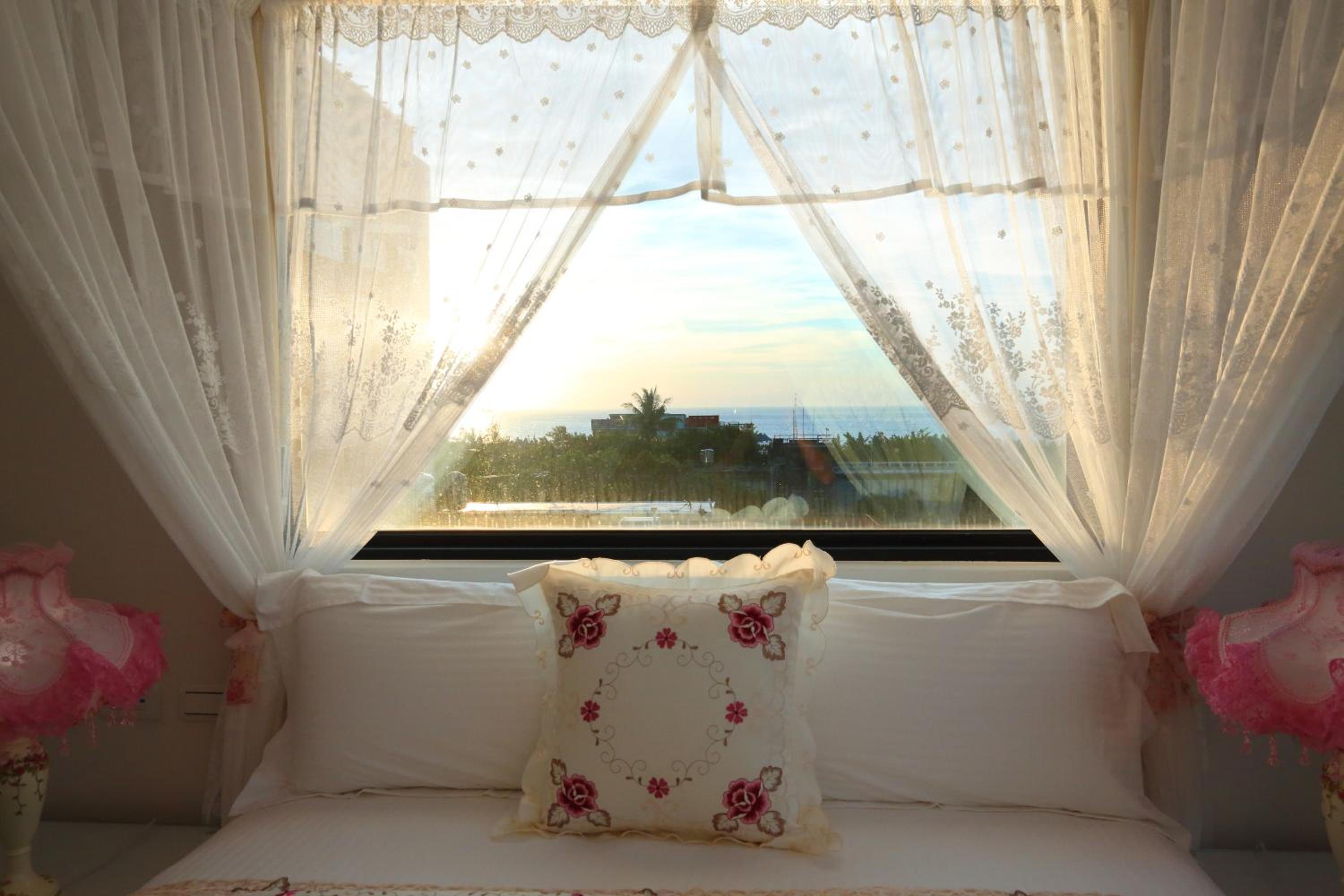 Deluxe Double Room - Photo 22