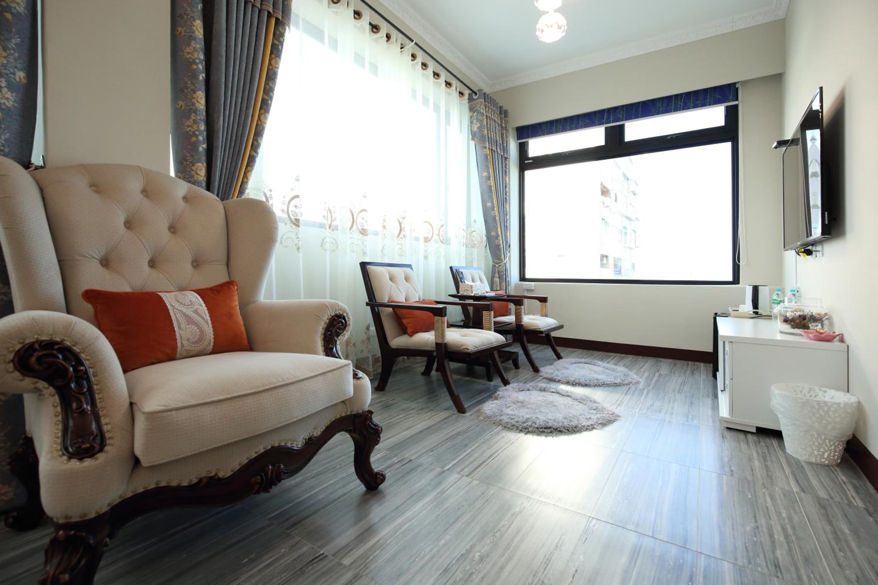Deluxe Double Room with Sea View - Photo 18