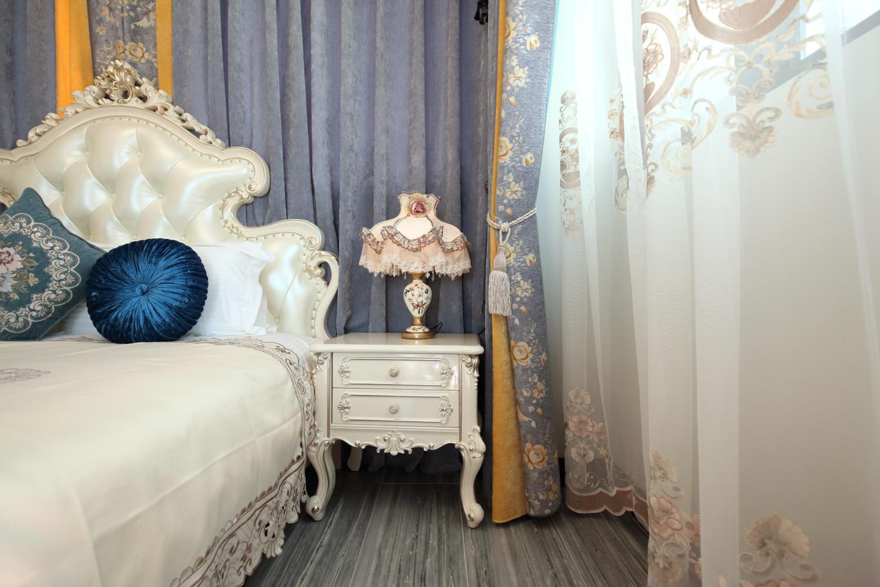 Deluxe Double Room with Sea View - Photo 11