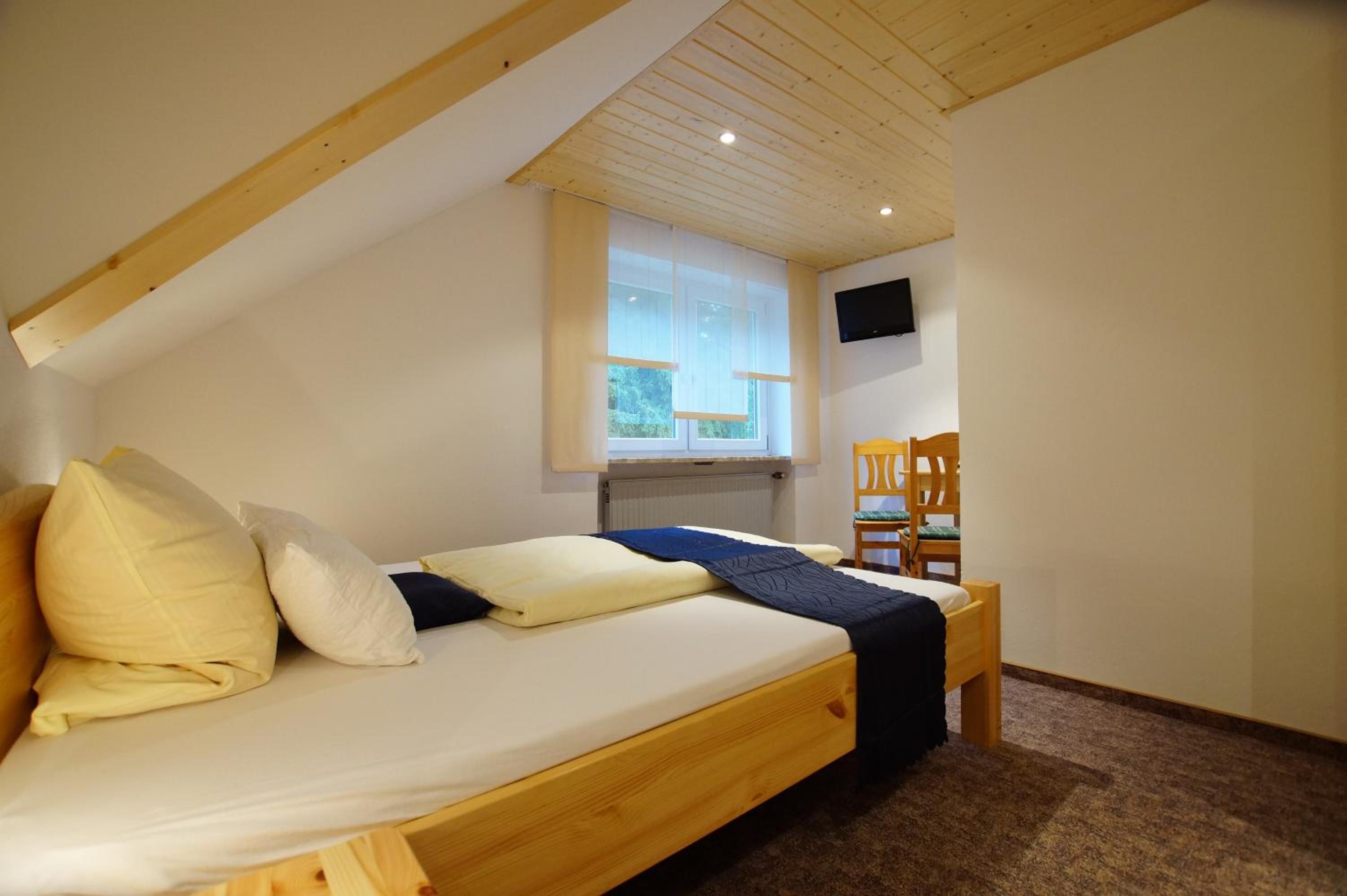 Single Room photo 3