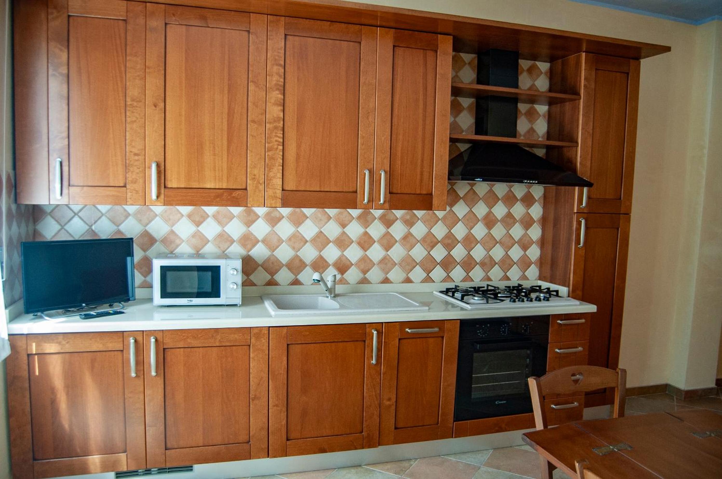 Apartment - Ground Floor photo 3